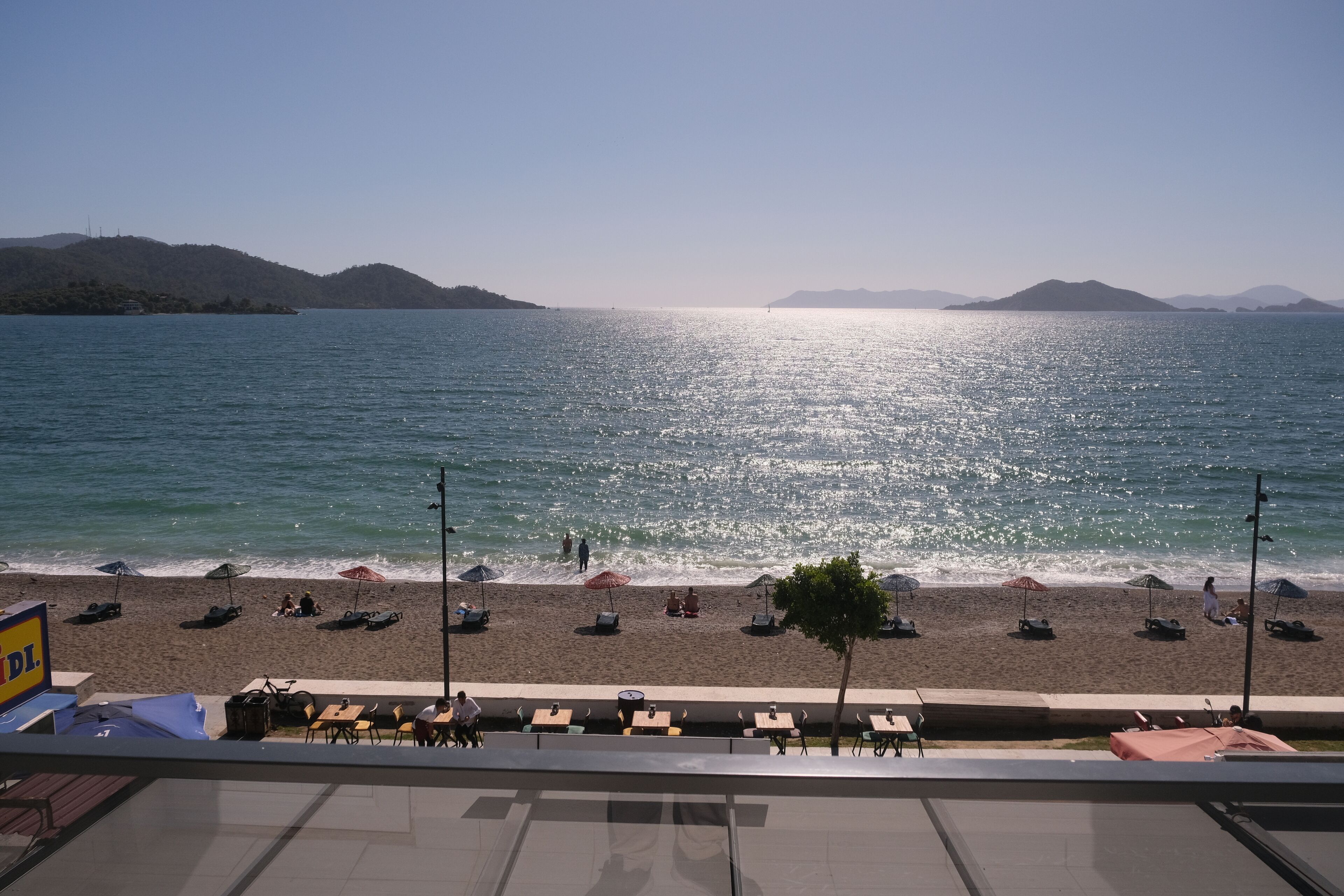 Sea Door Hotel