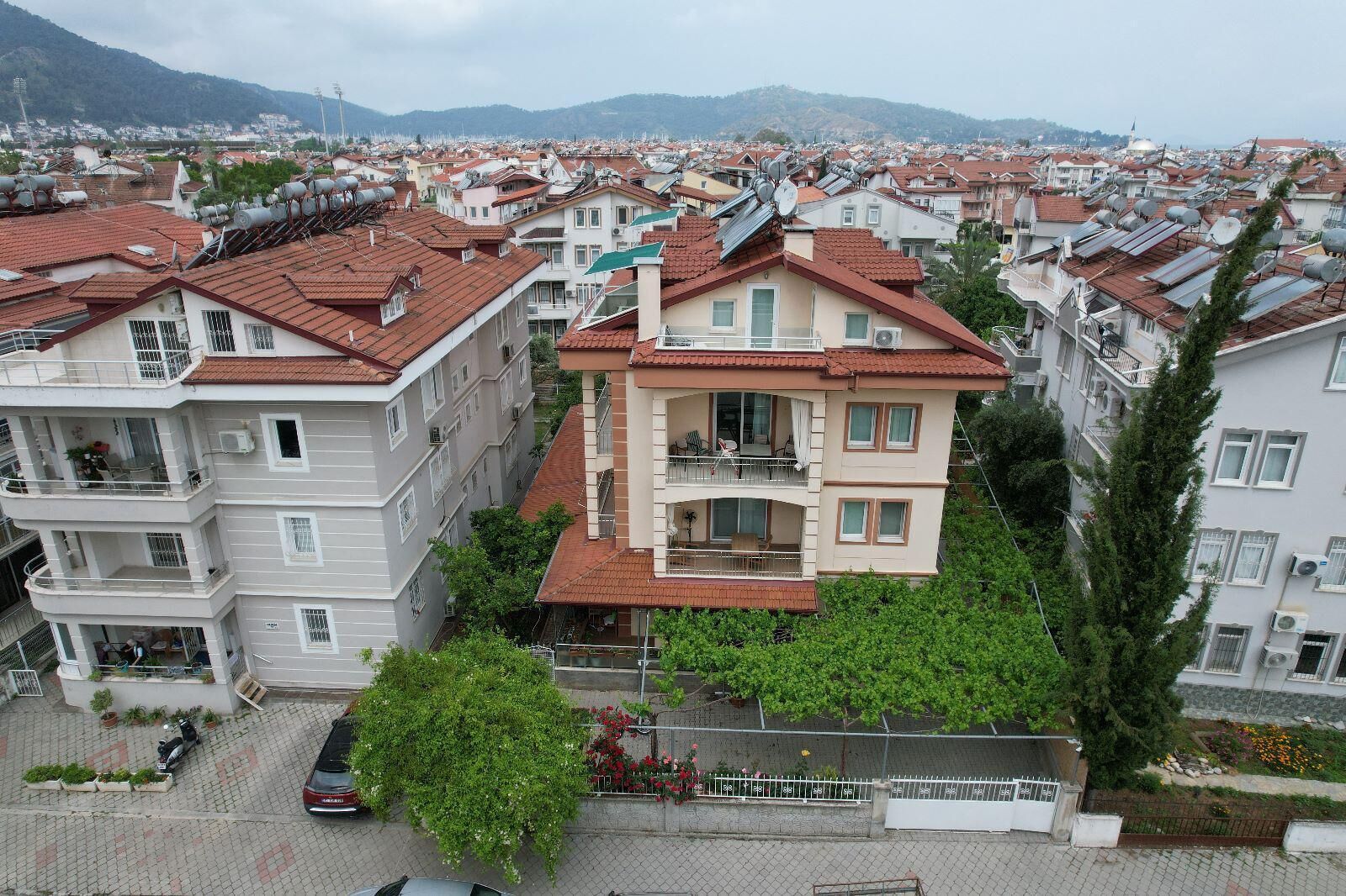 Tanaydin Evleri