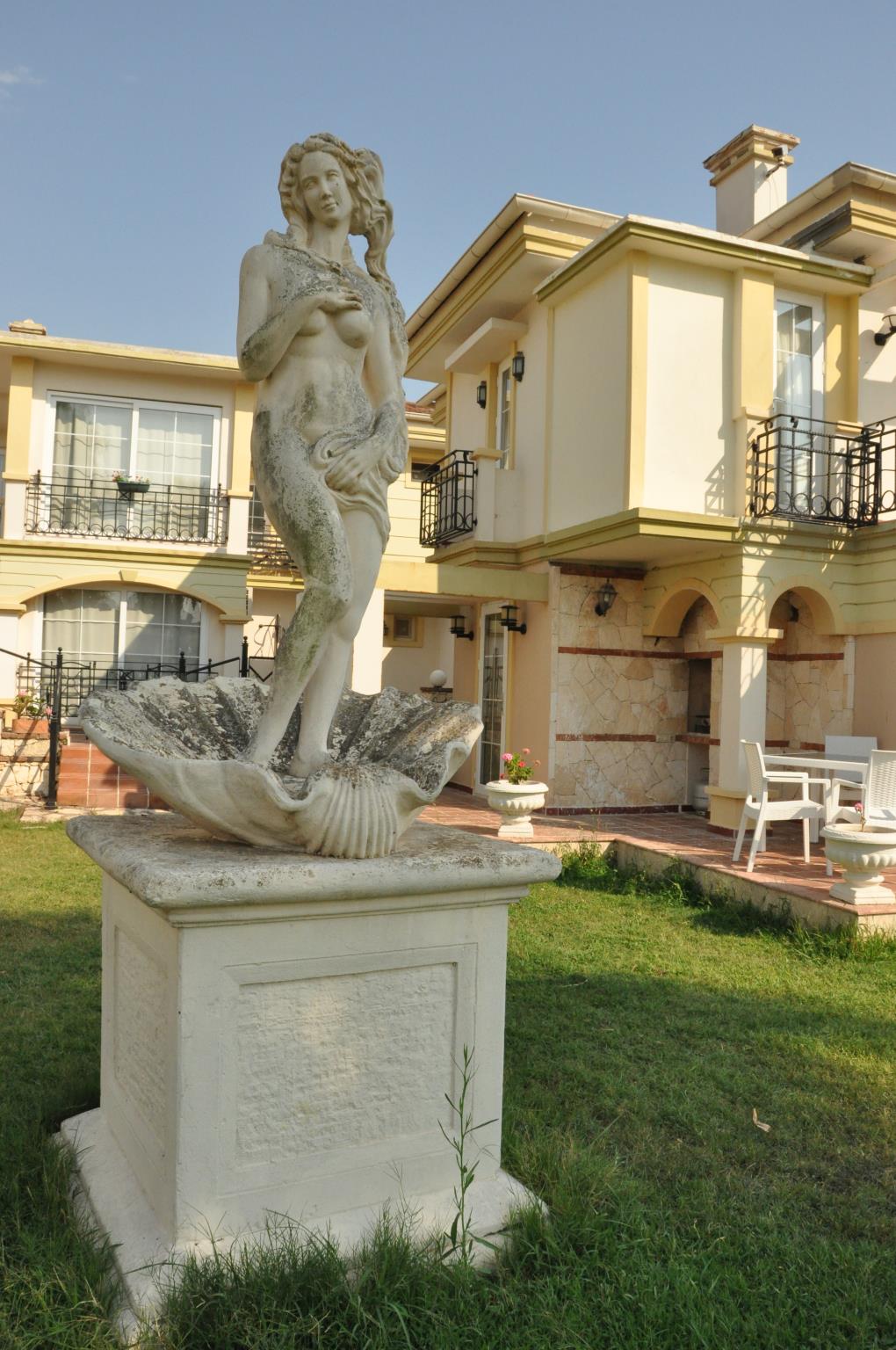 VillaMel