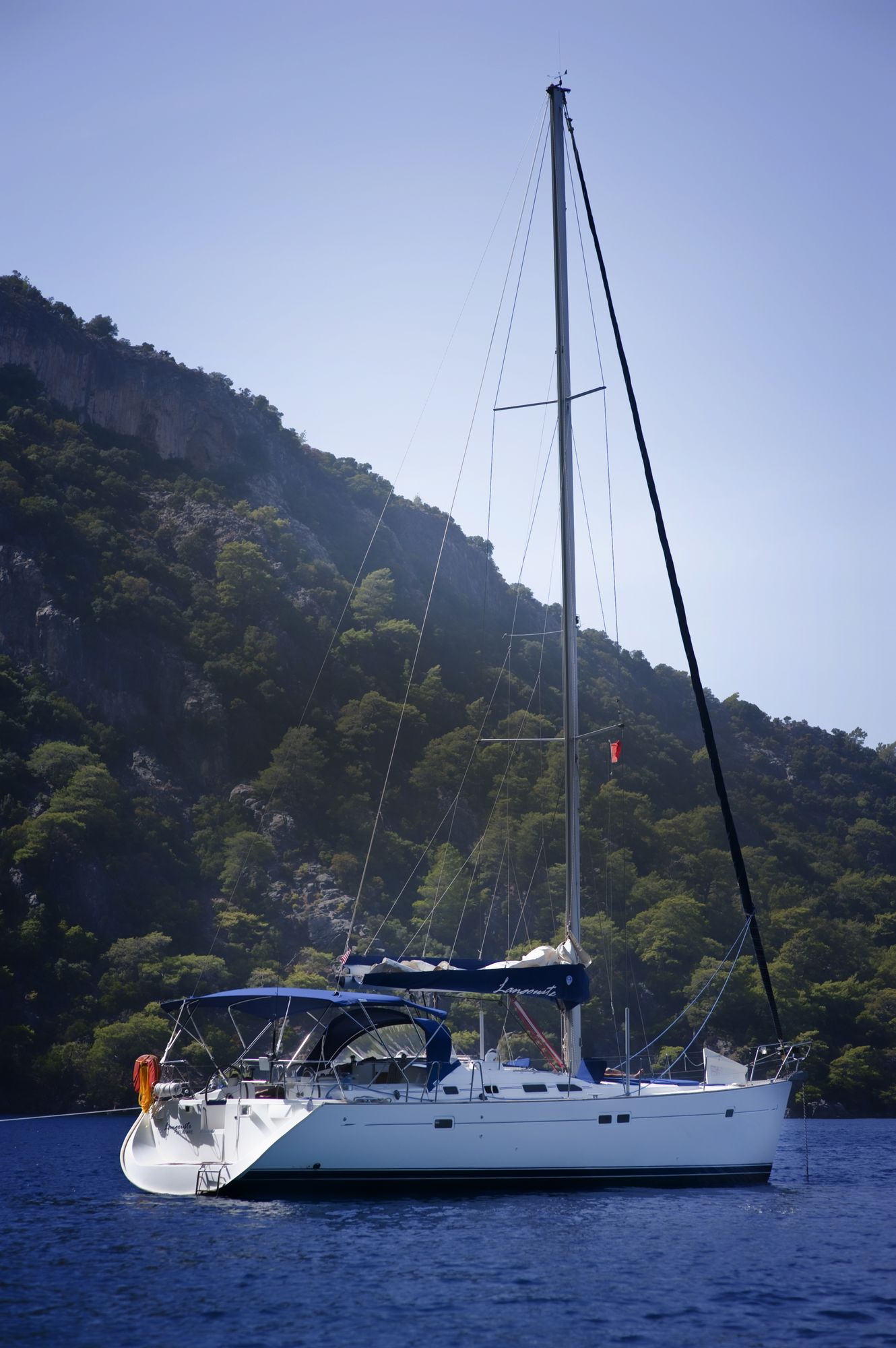 Yacht Boheme Hotel
