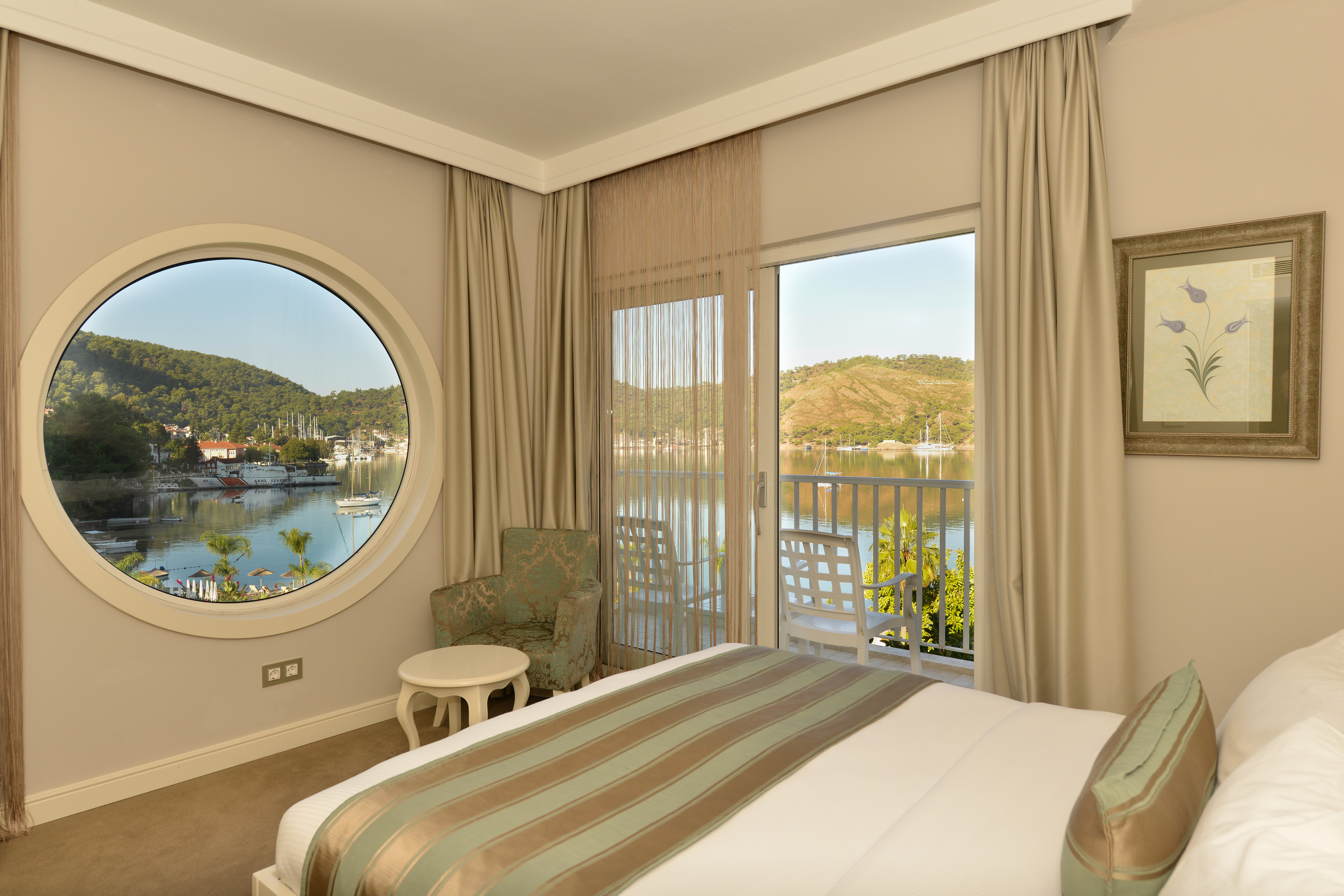 Yacht Classic Hotel