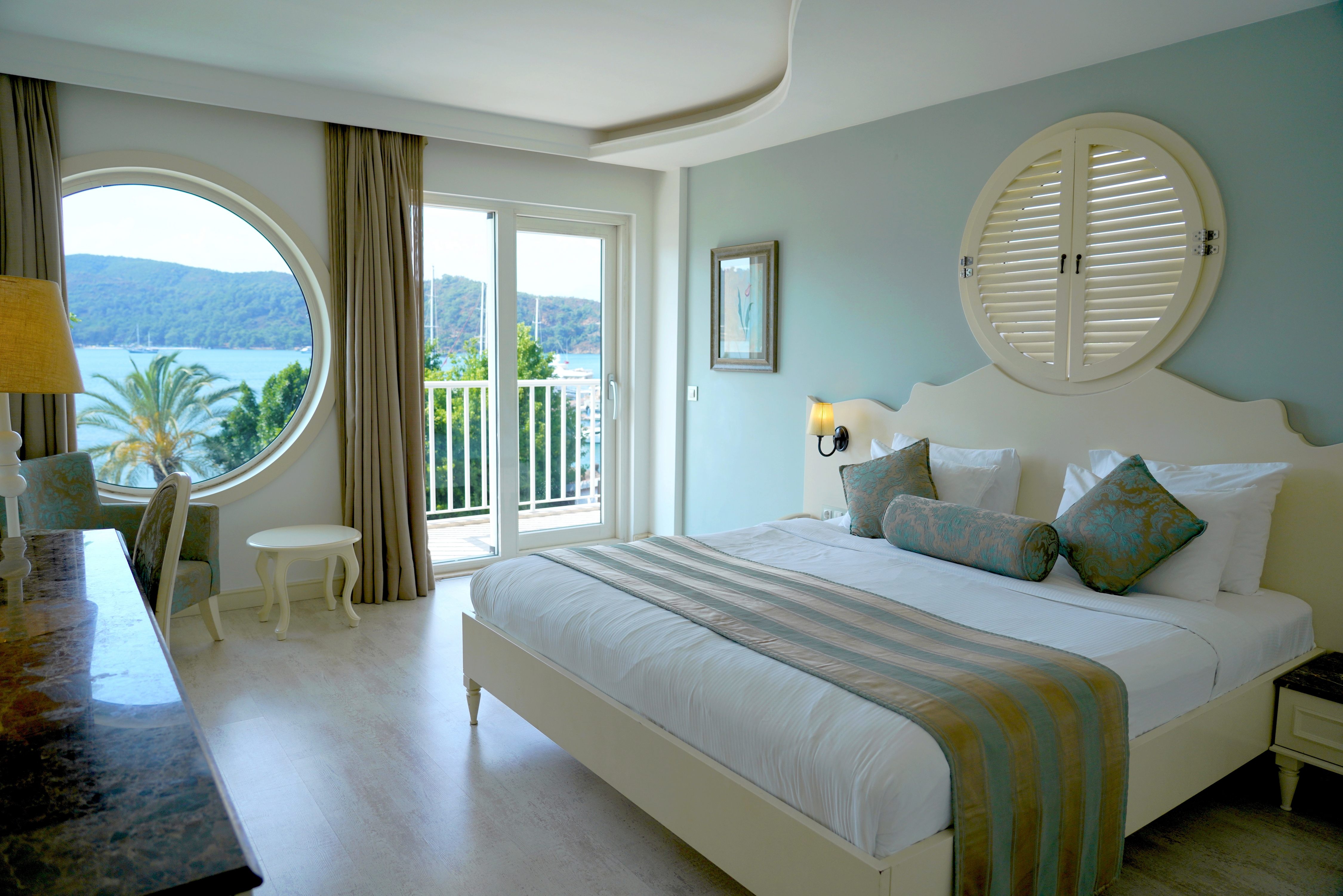 Yacht Classic Hotel
