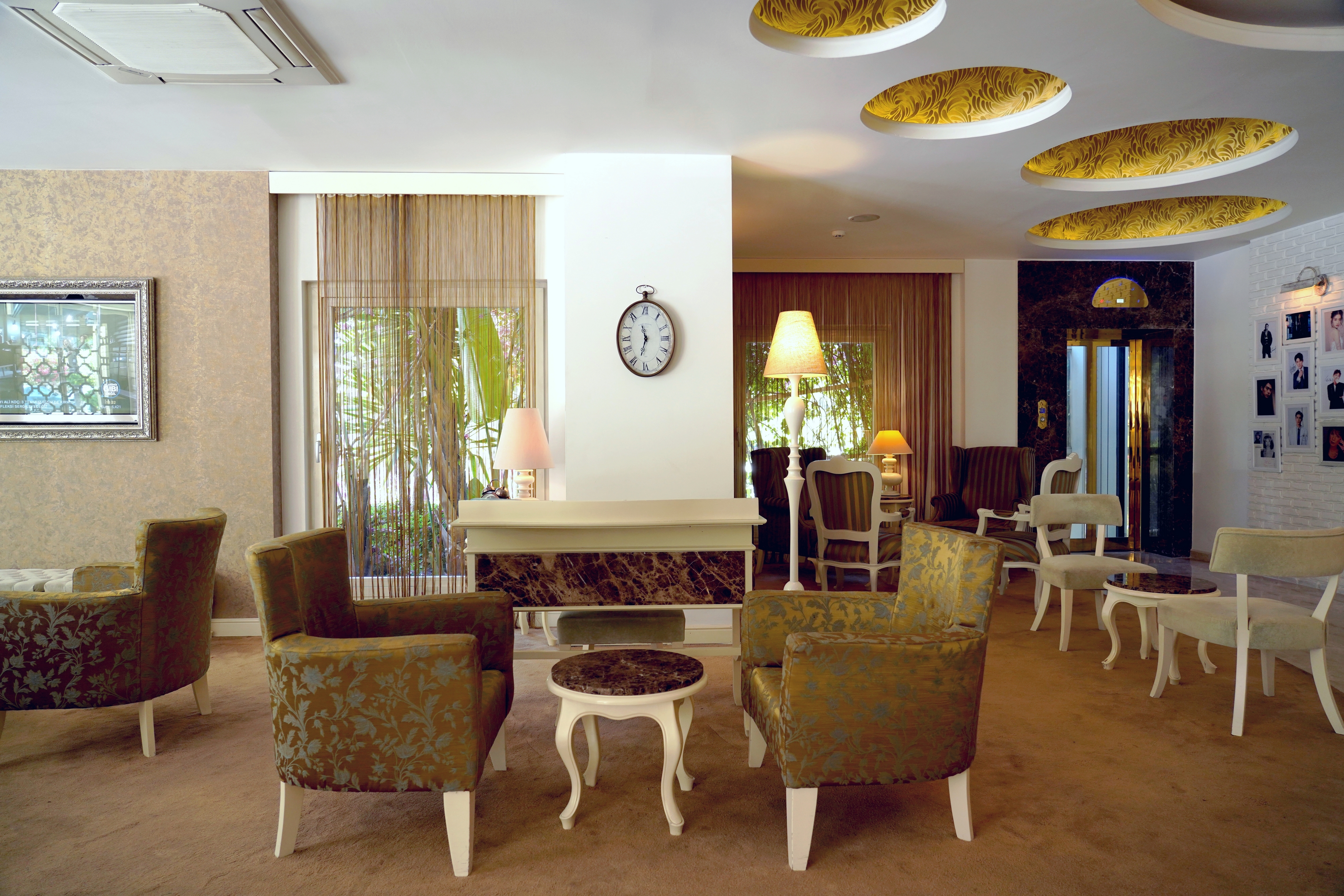 Yacht Classic Hotel