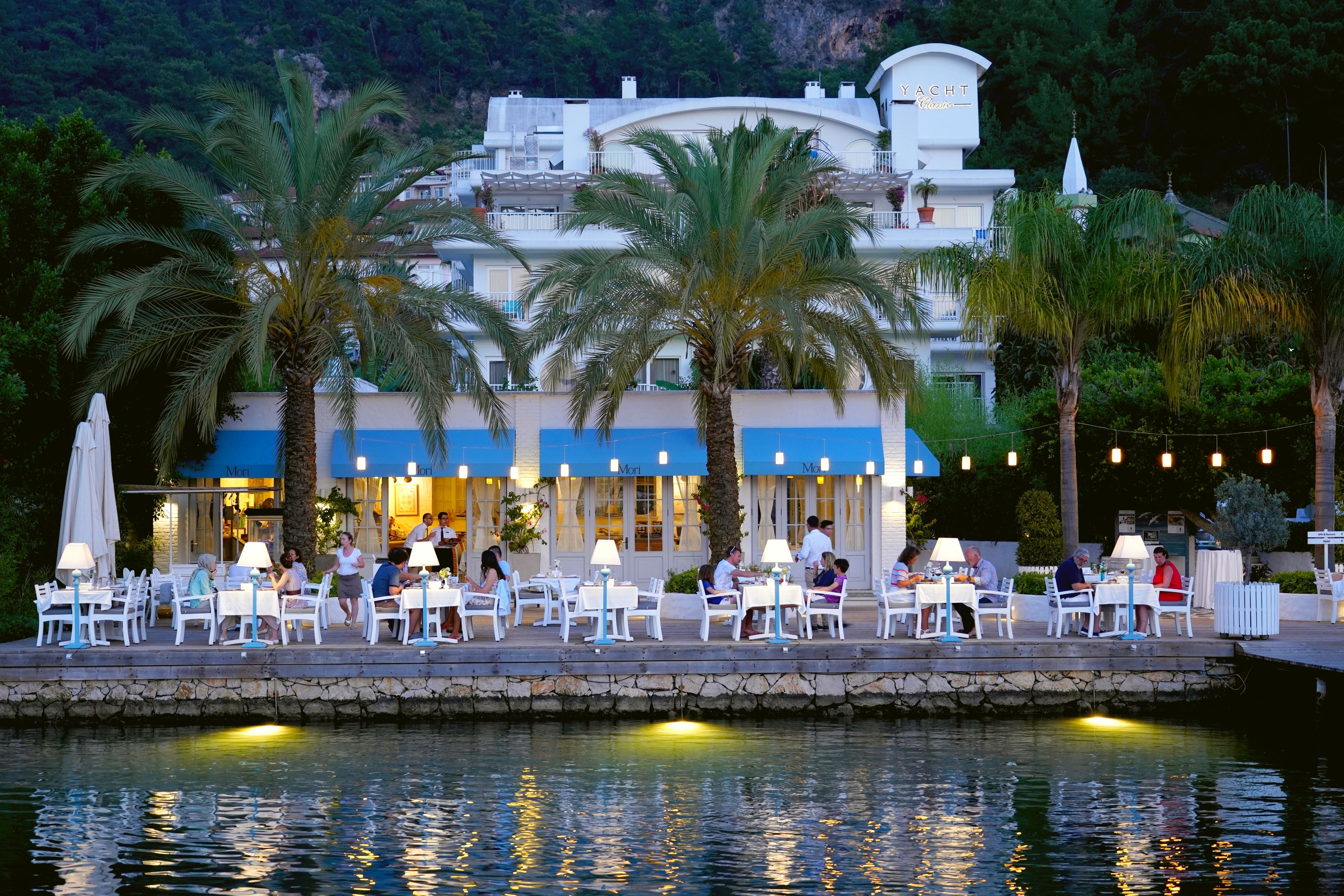 Yacht Classic Hotel