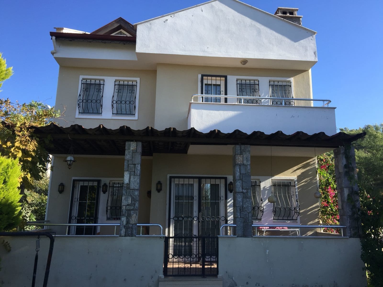 Yanar Villas