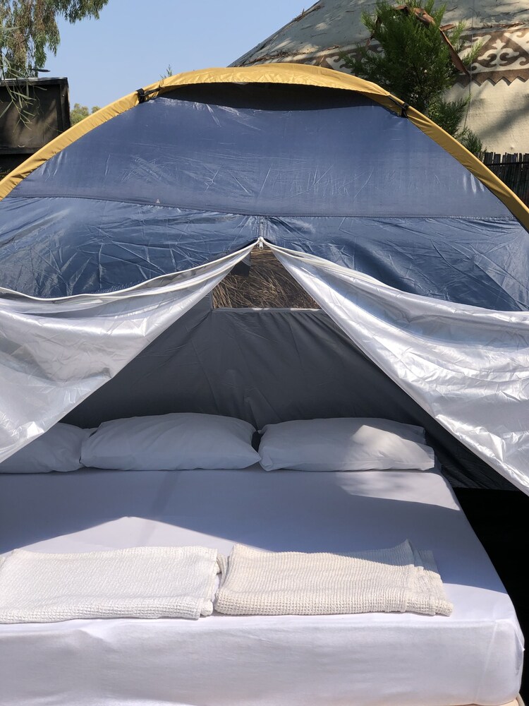 Zirkon Beach Camping