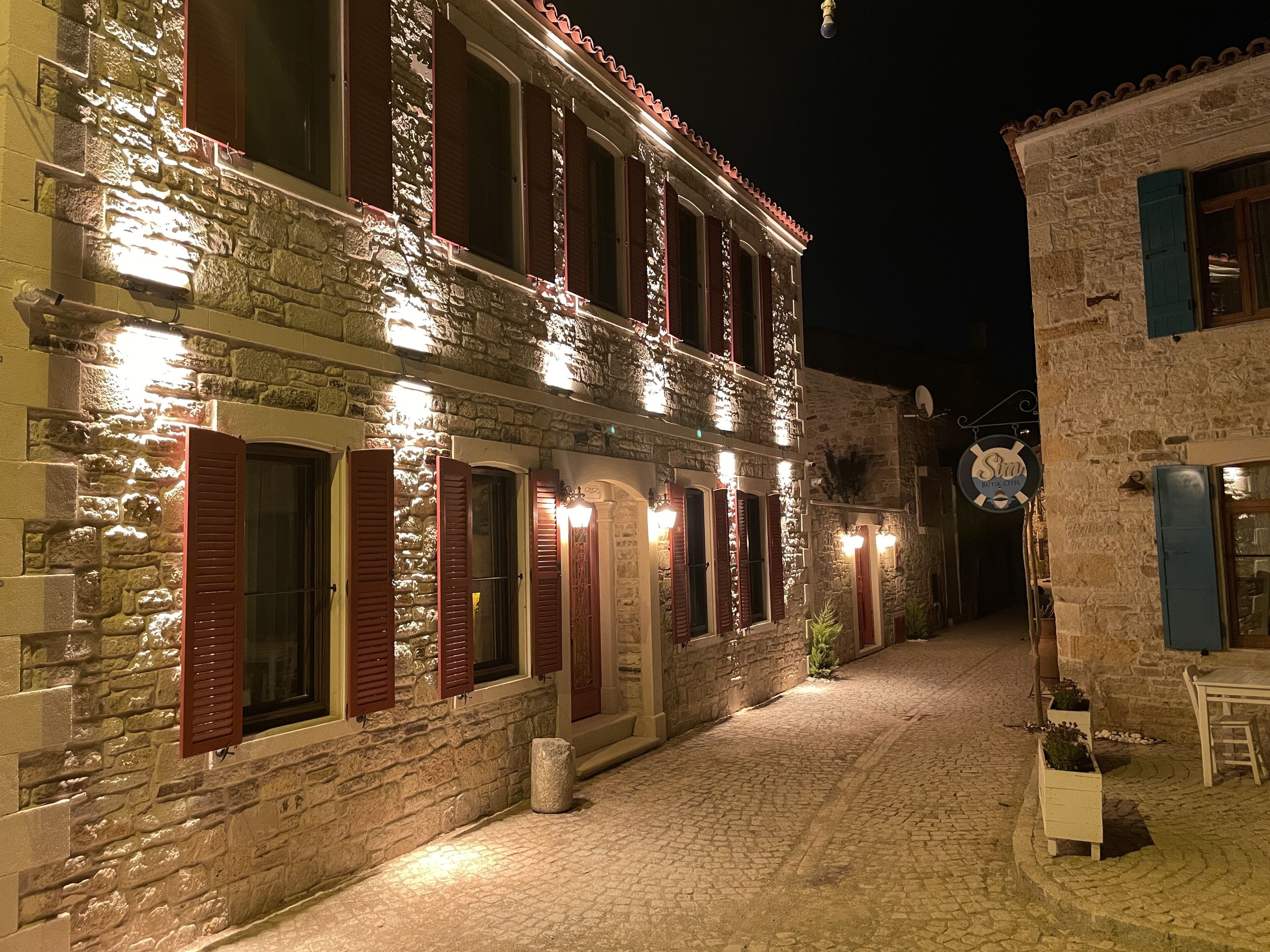 Dionysos 1789 Boutique Hotel