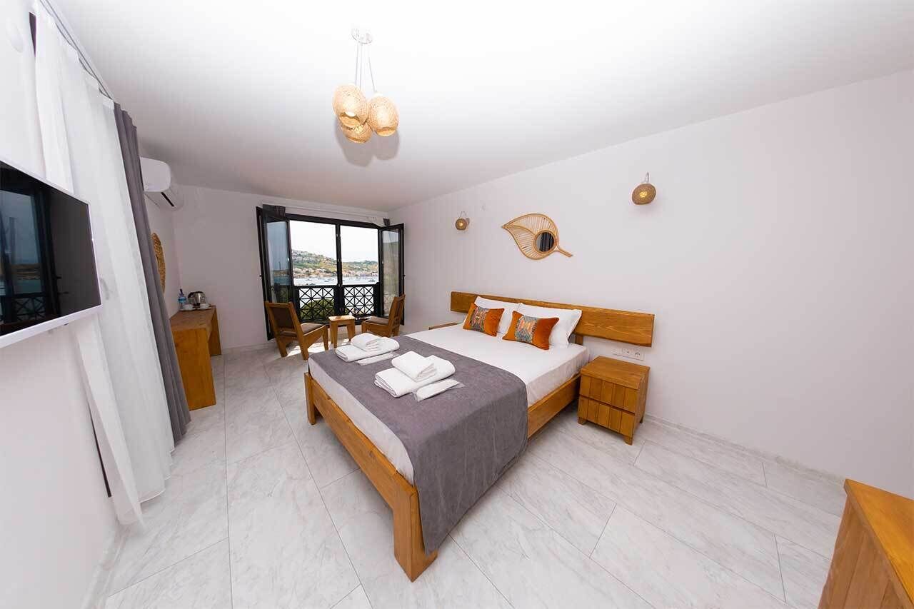Foca Kybele Hotel