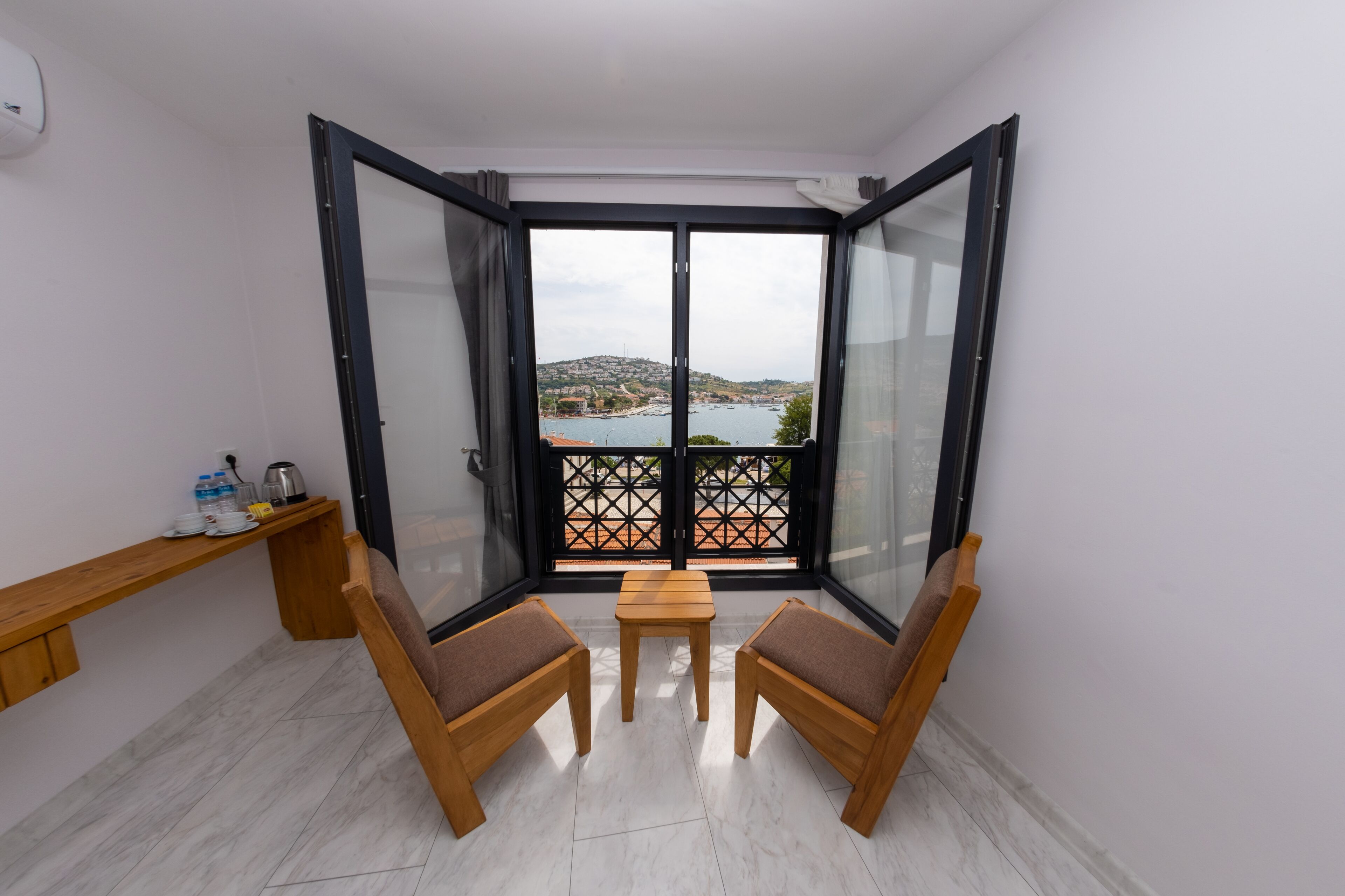 Foca Kybele Hotel