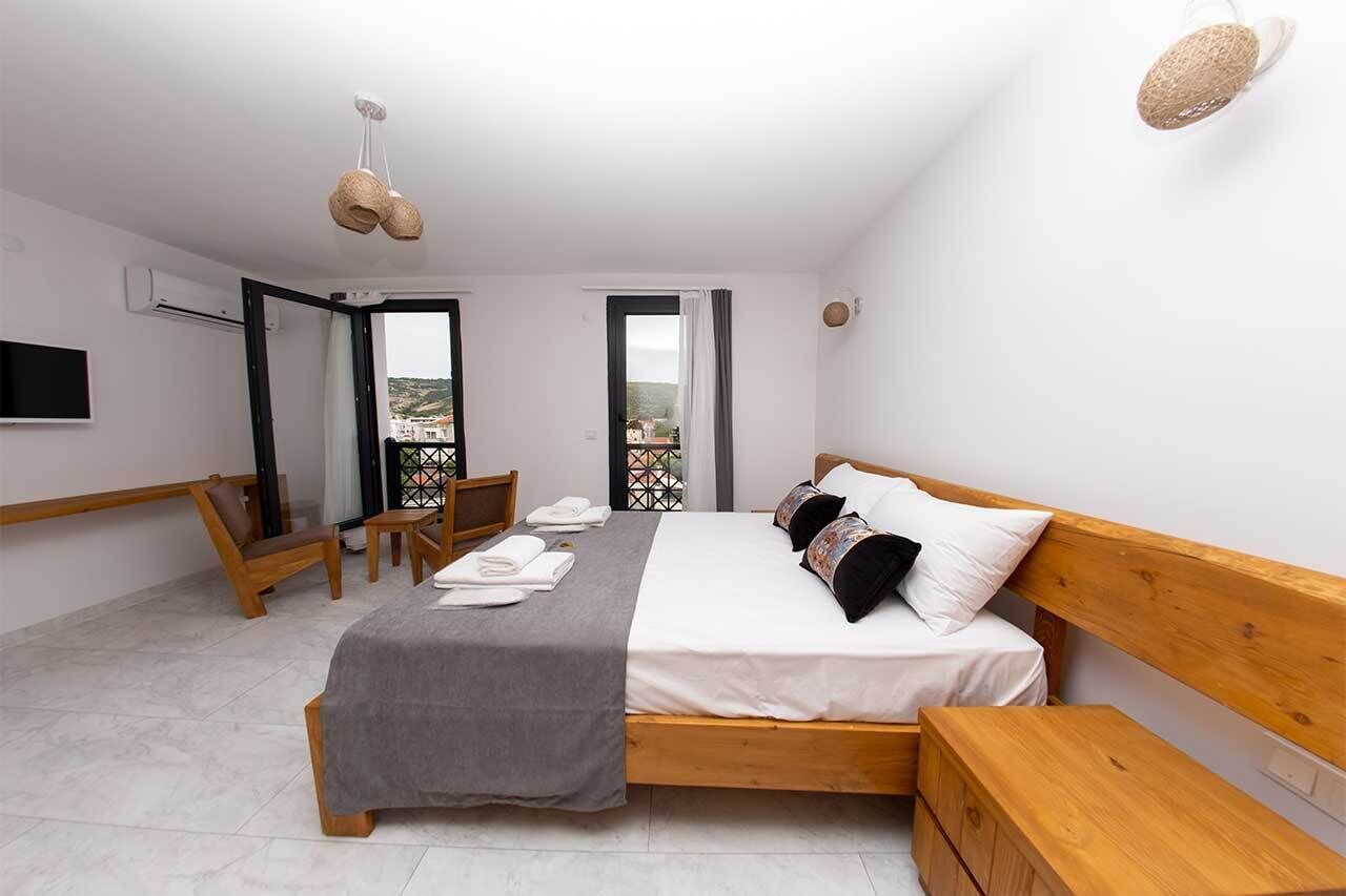 Foca Kybele Hotel
