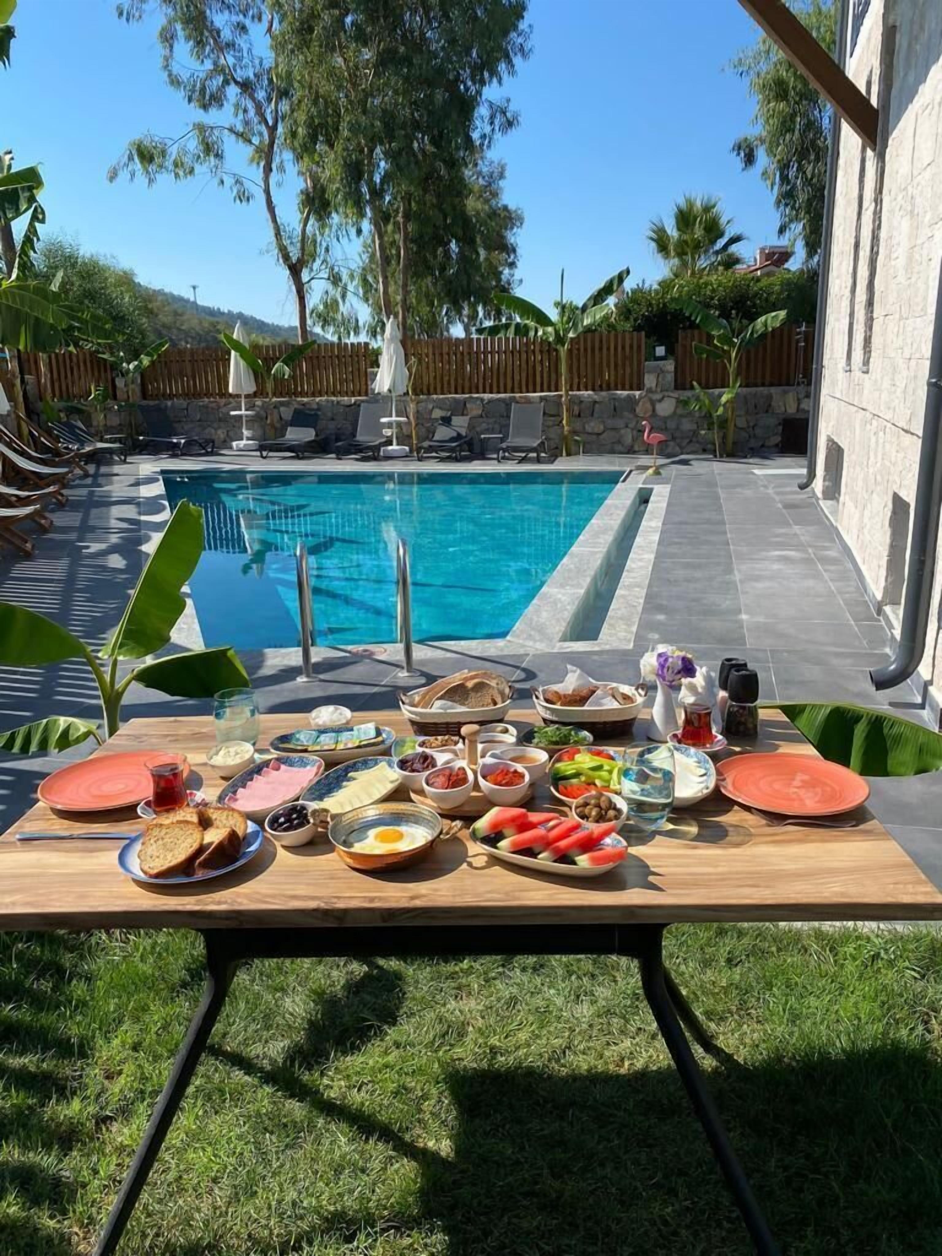Casa Luxury Hotel