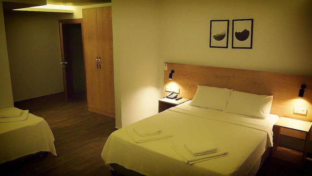 Porta Troya Hotel