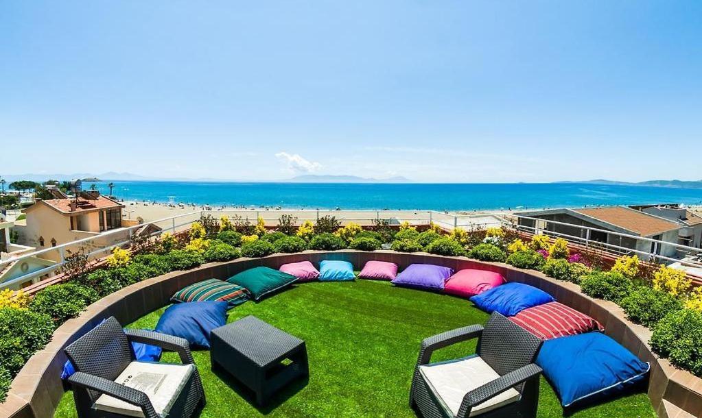 Colophon Beach Otel