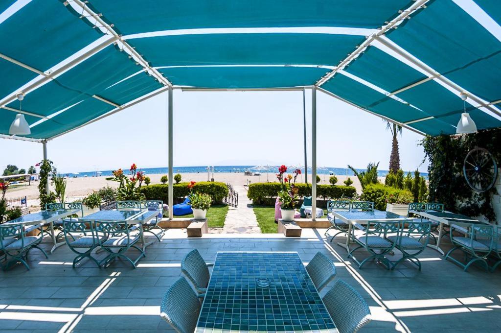 Colophon Beach Otel