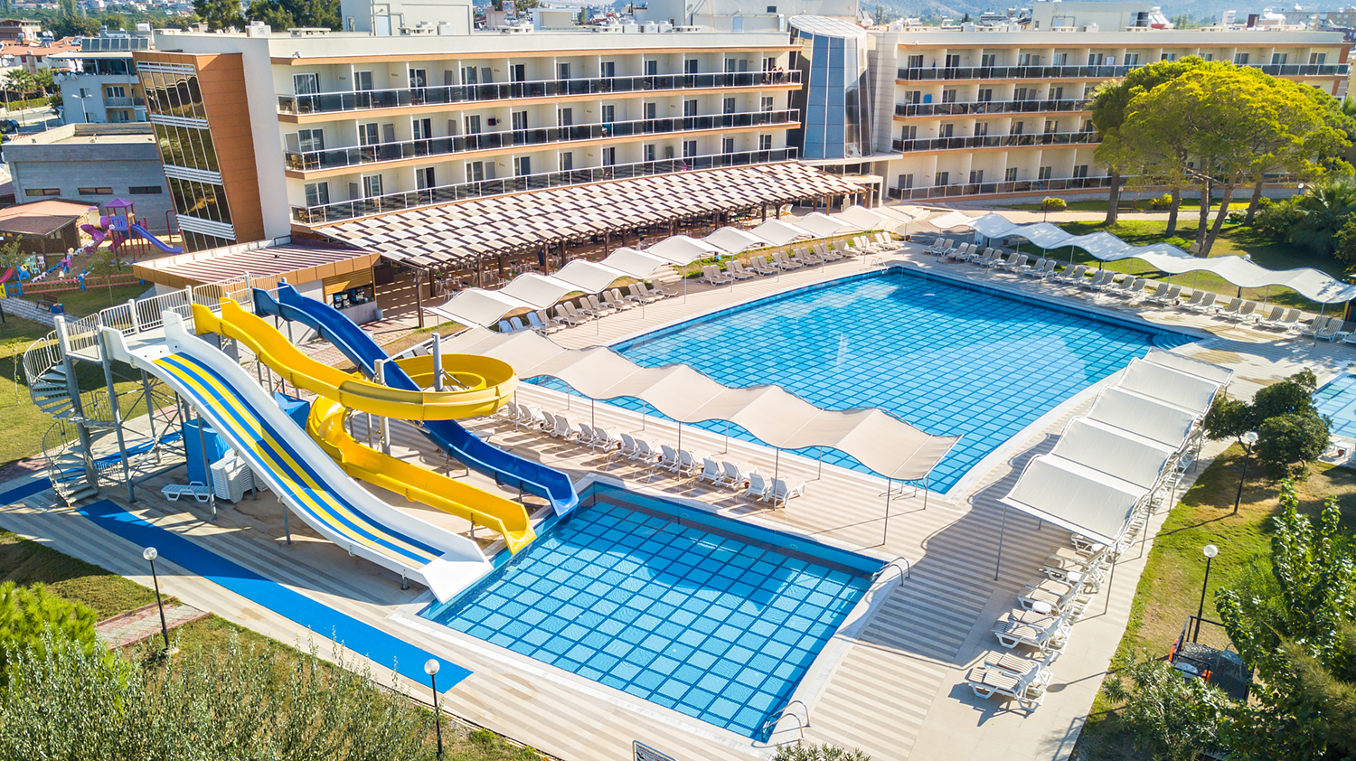 Royal Beach Club Hotel