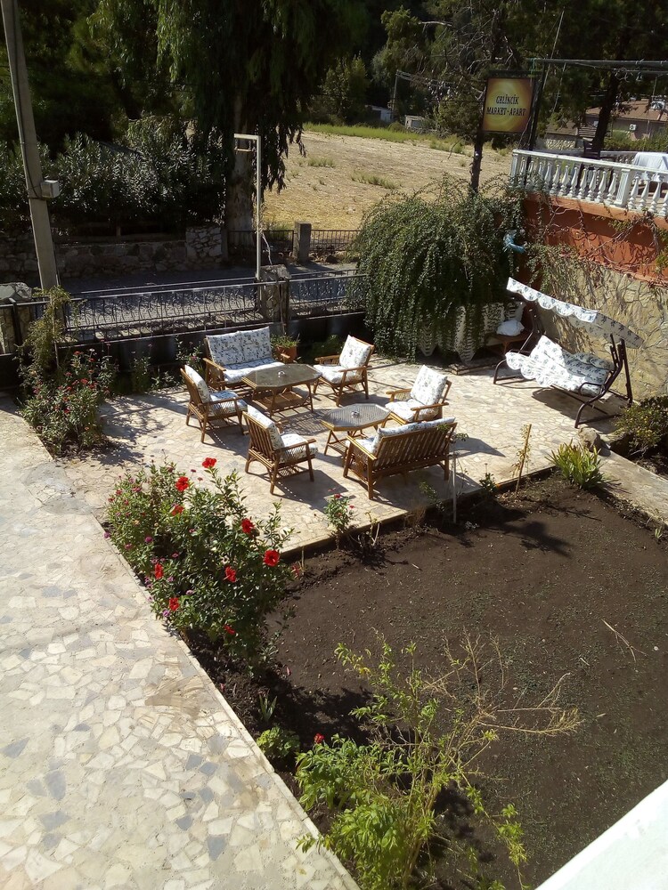 Ela Otel Hisarönü