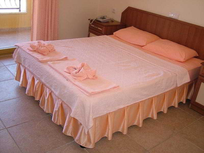 Celik Apart Hotel