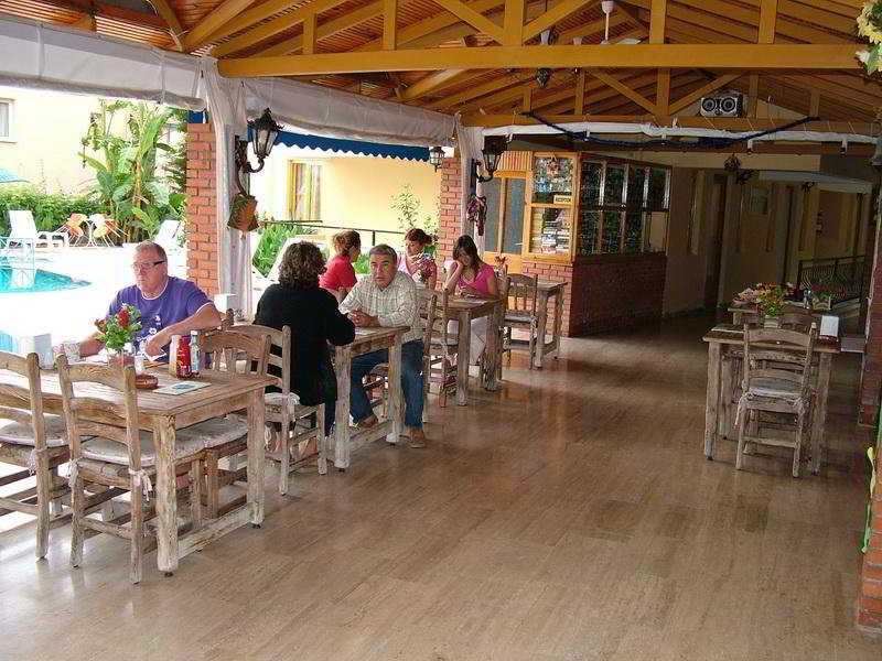 Celik Apart Hotel