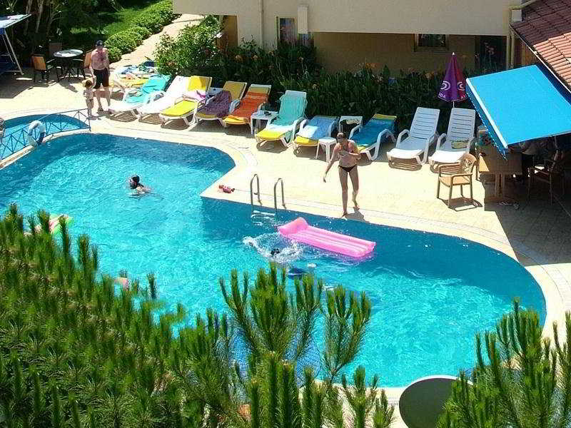 Celik Apart Hotel