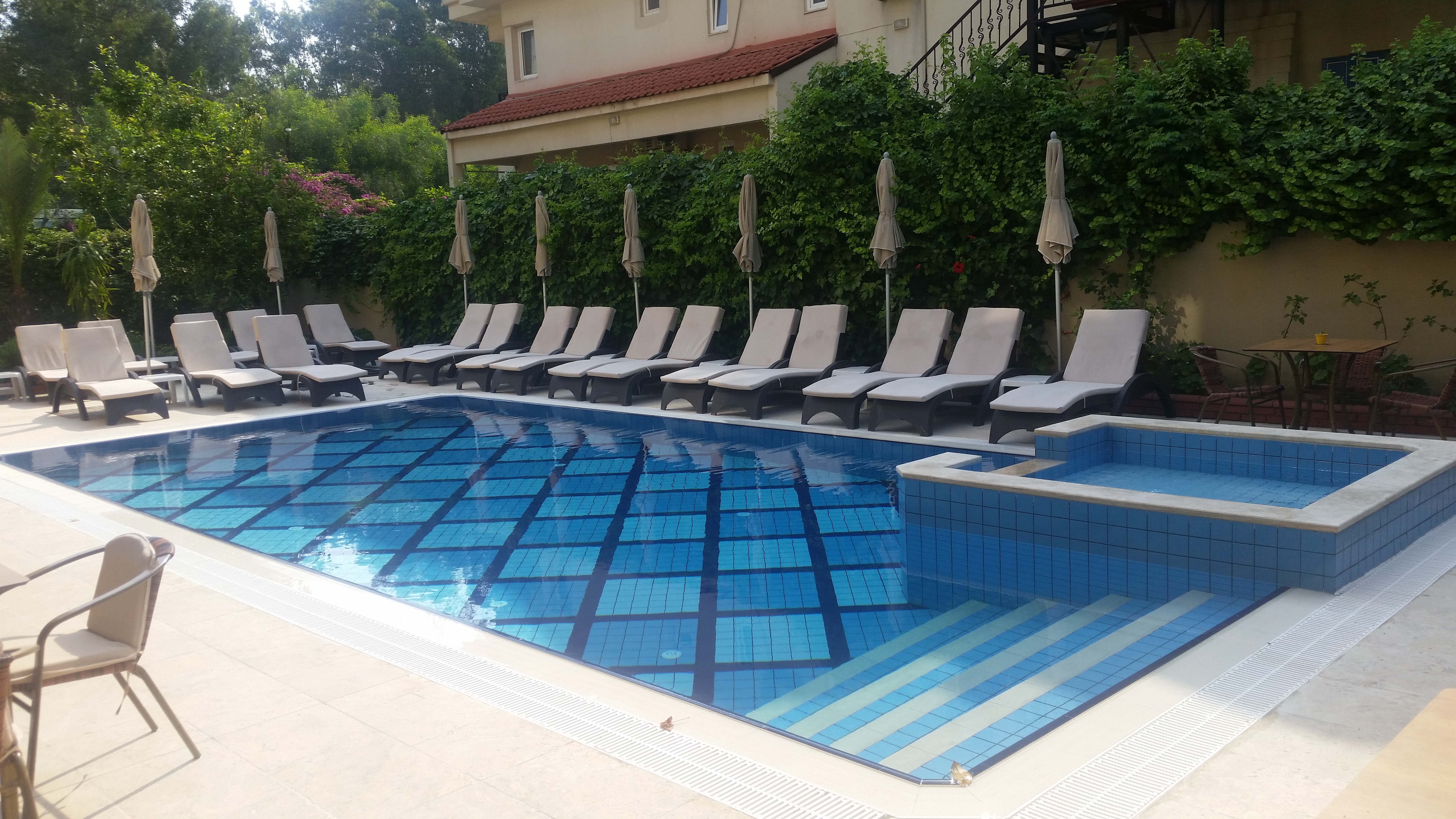 Ecem Apart Hotel