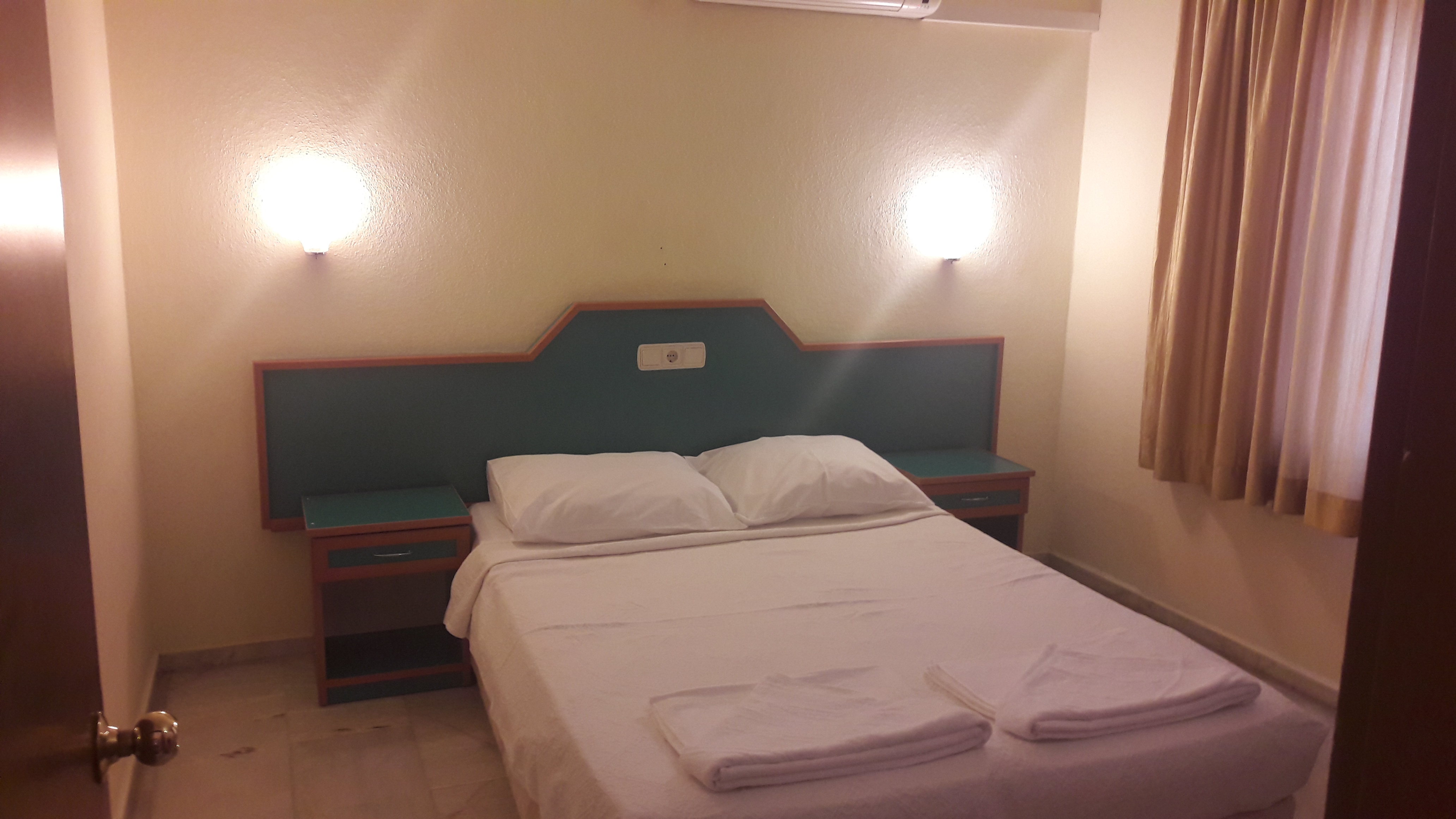 Senem Apartments