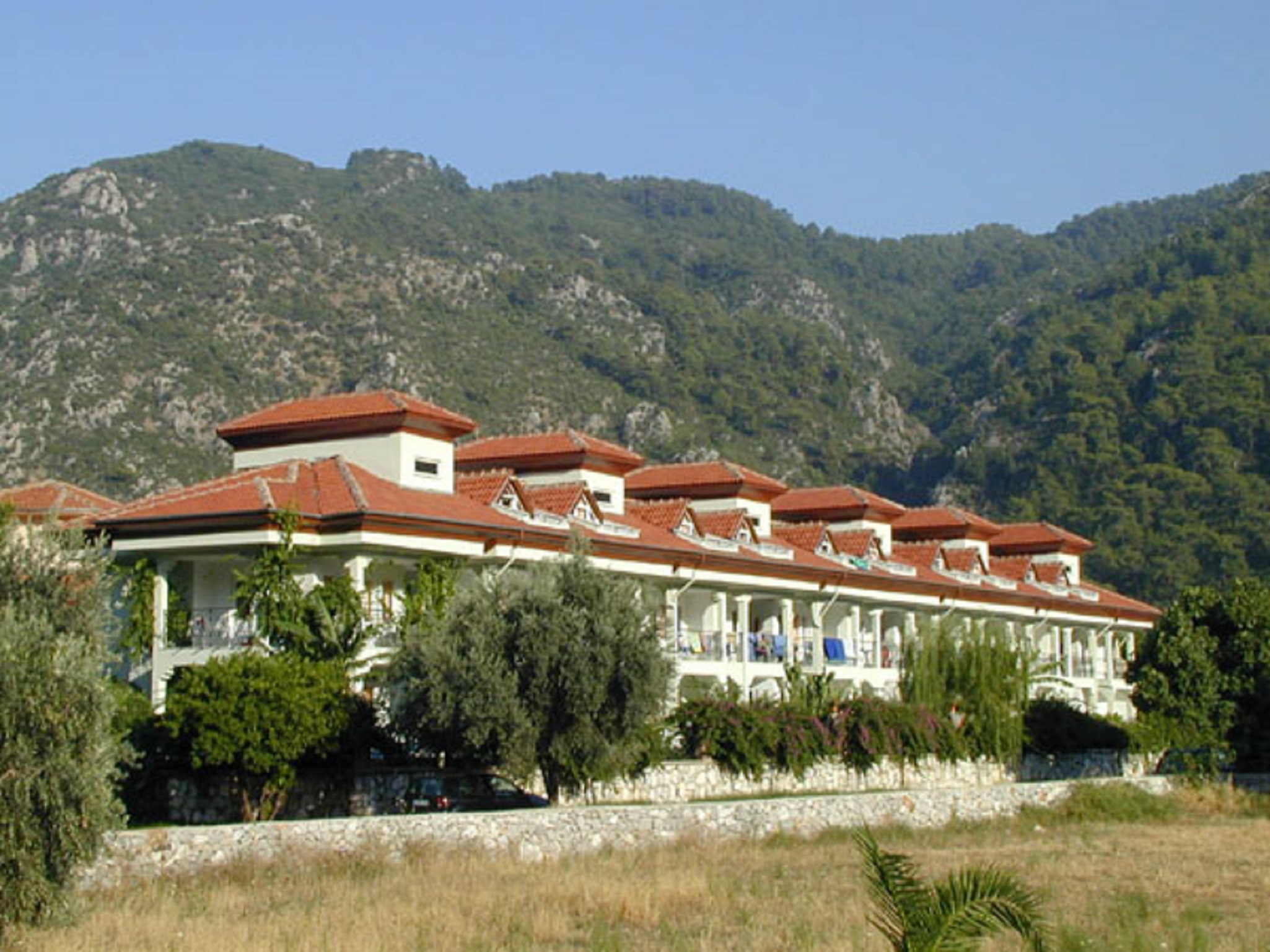 Senem Apartments