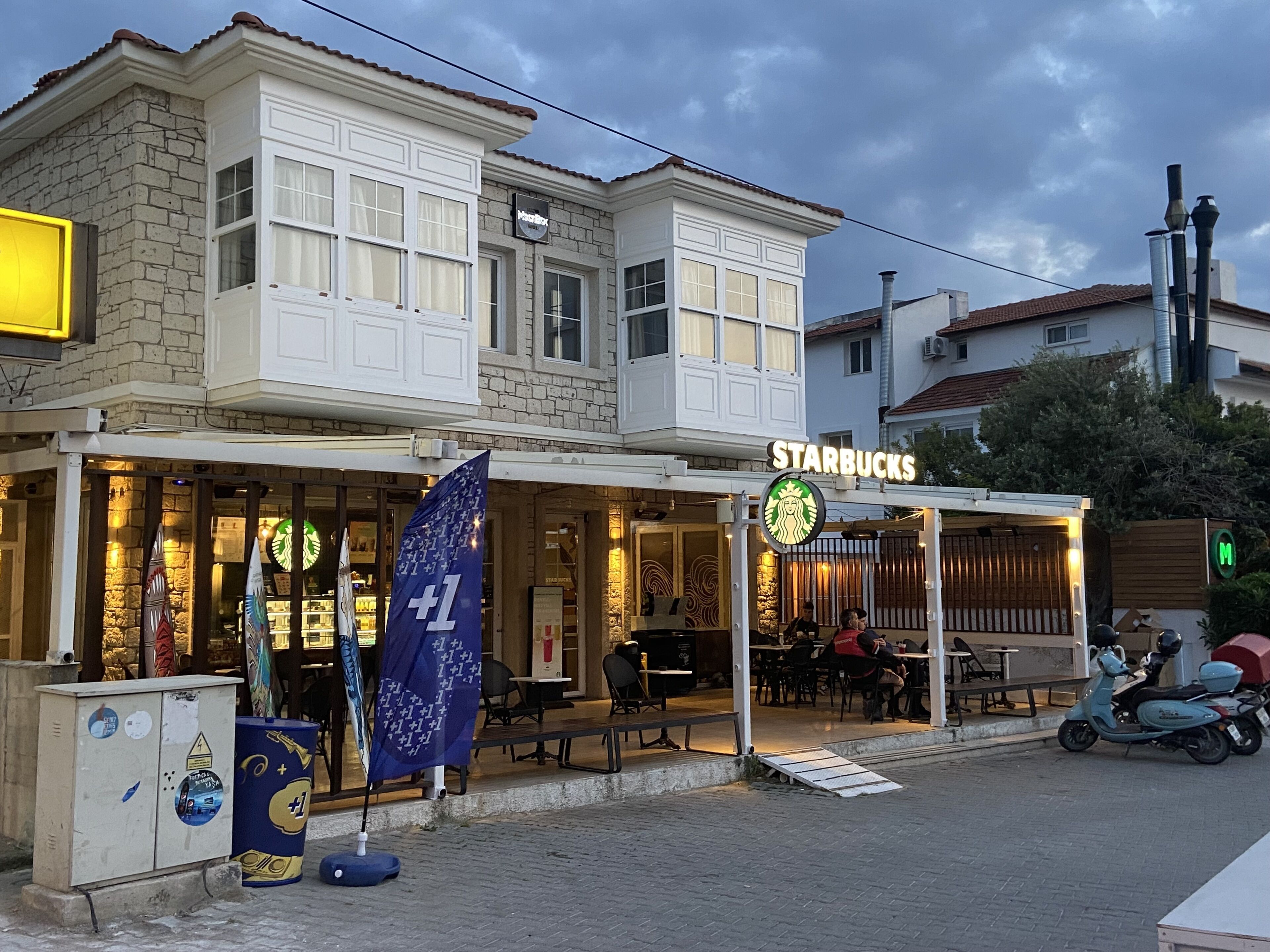 Alaçati Moonbox Hotel