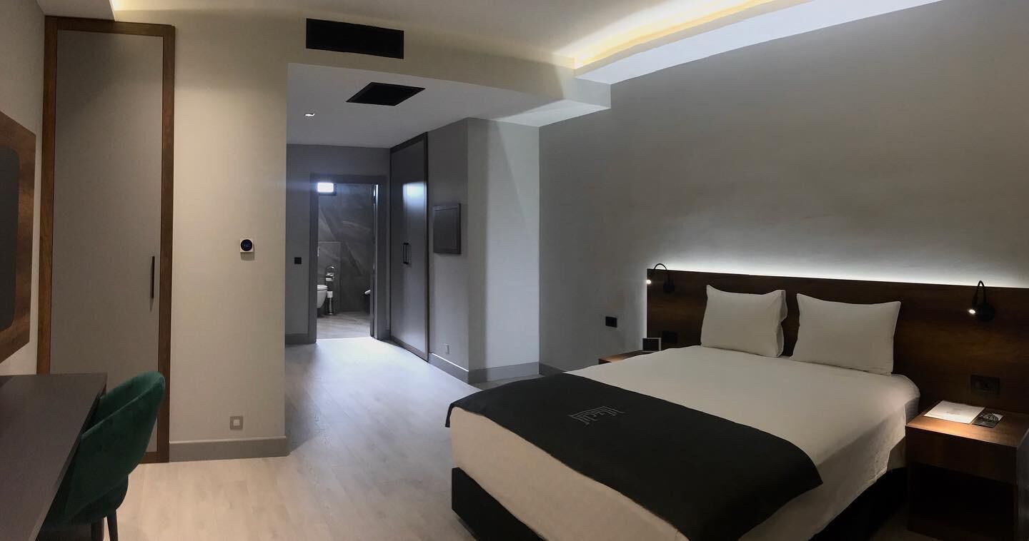 Emen’s Hotel