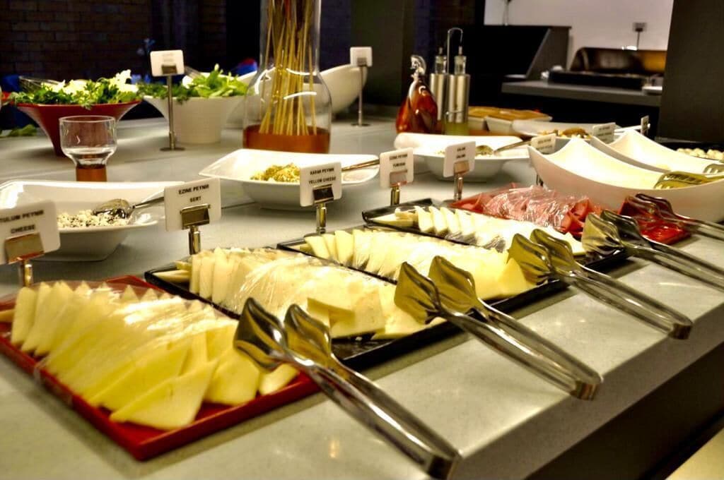 Emen’s Hotel