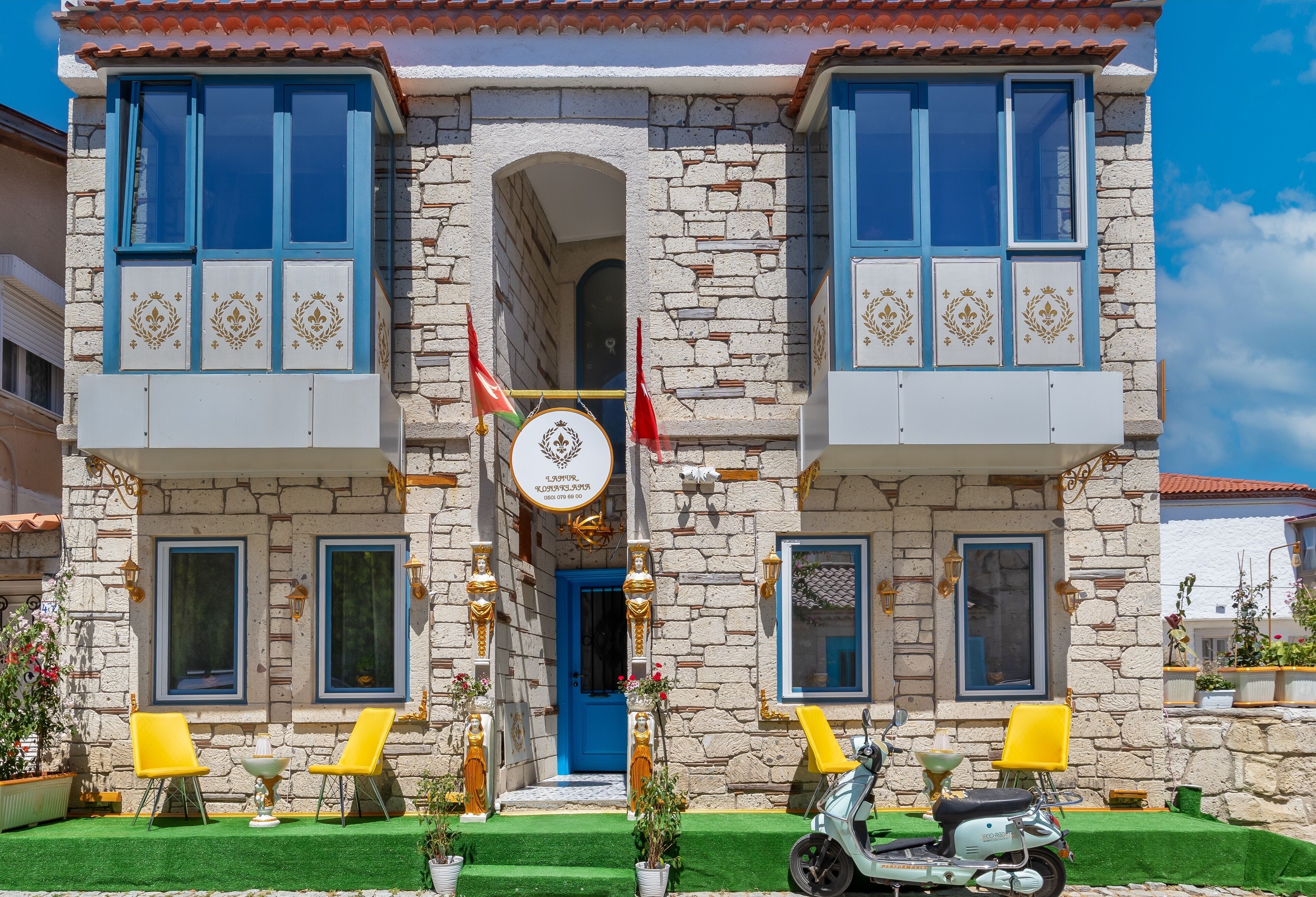 Lamur Otel