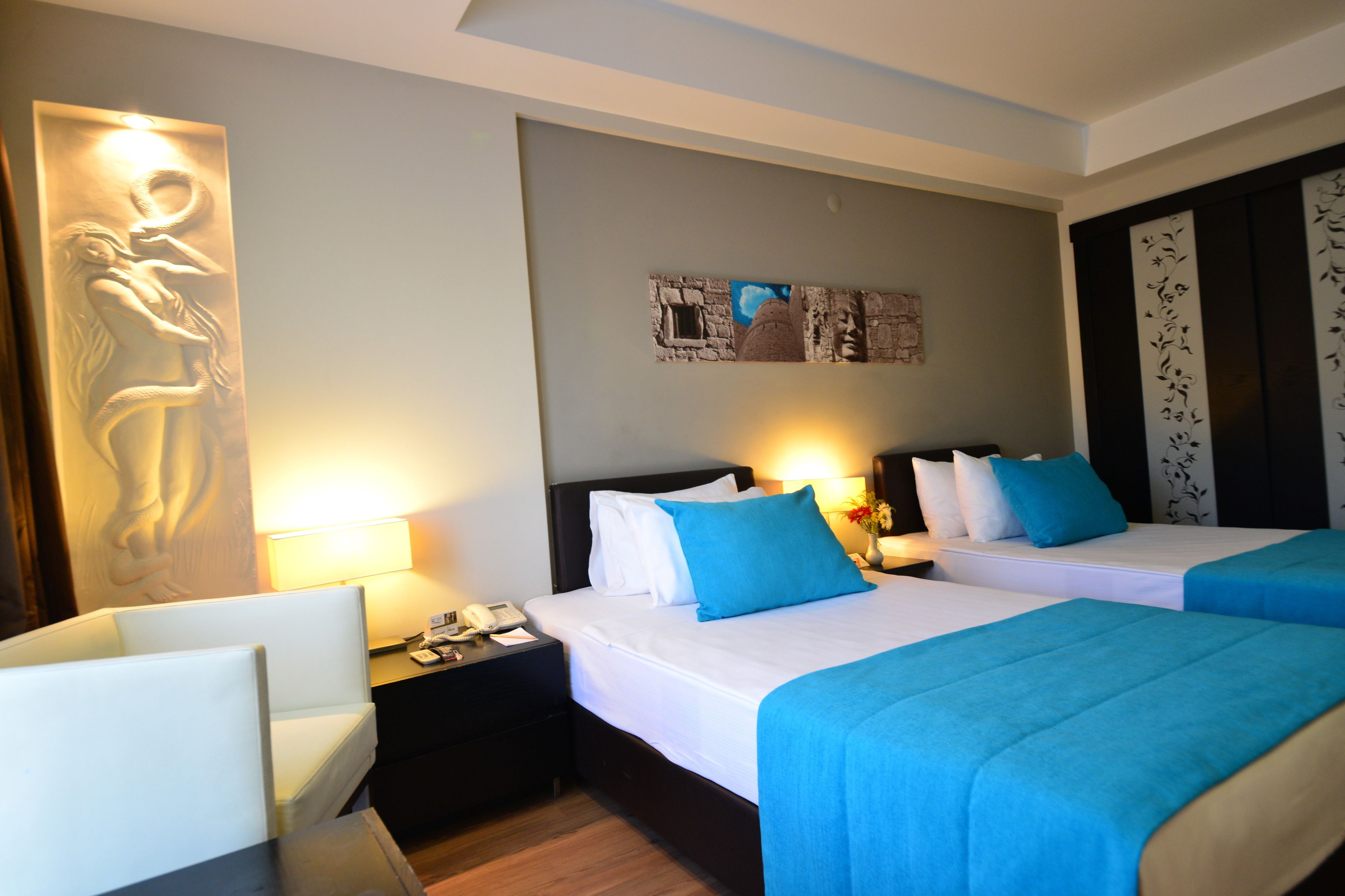 May Park Hotel