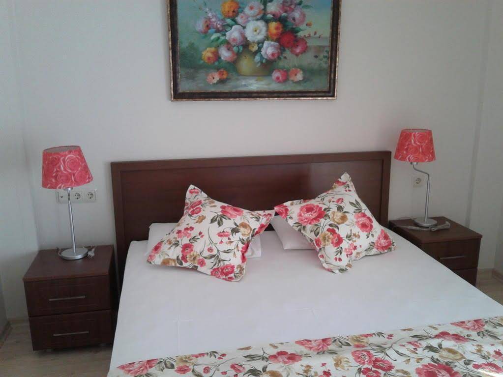Melaike Hotel