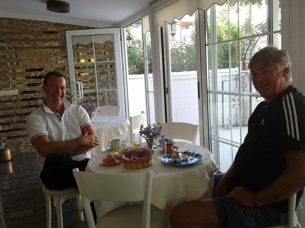Melaike Hotel