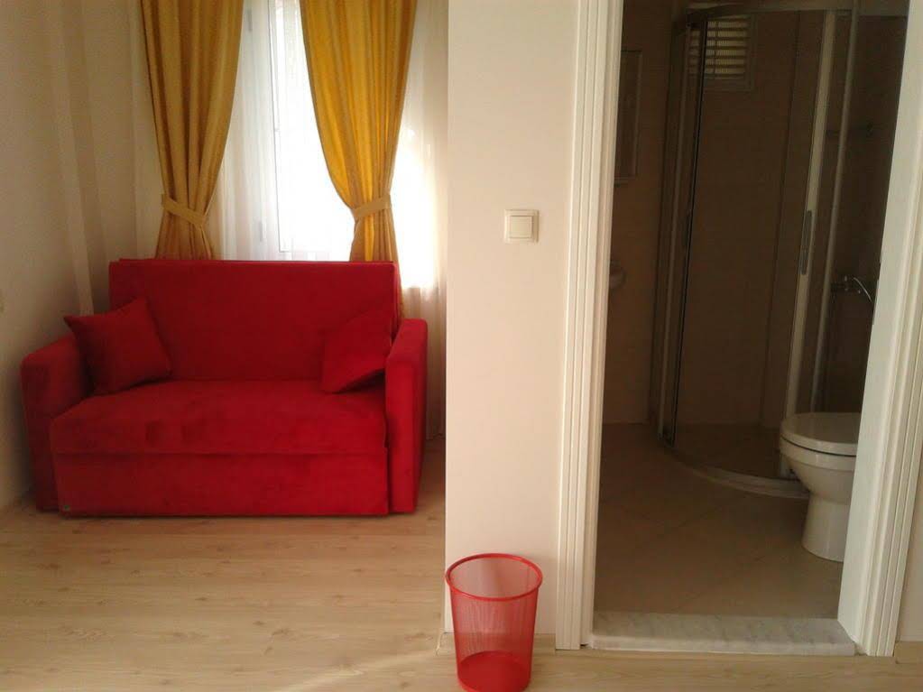 Melaike Hotel