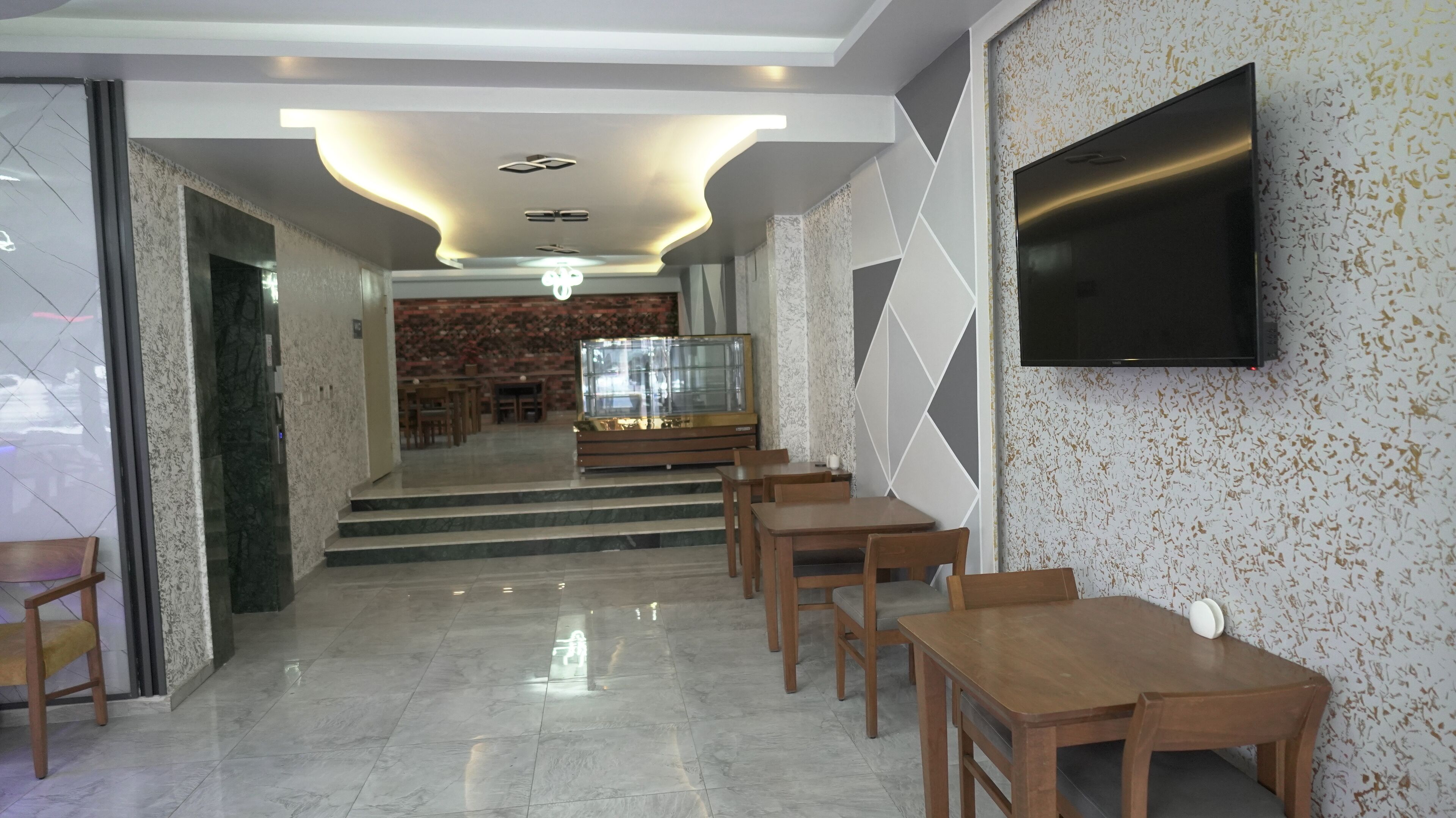 Mojo Otel Alsancak