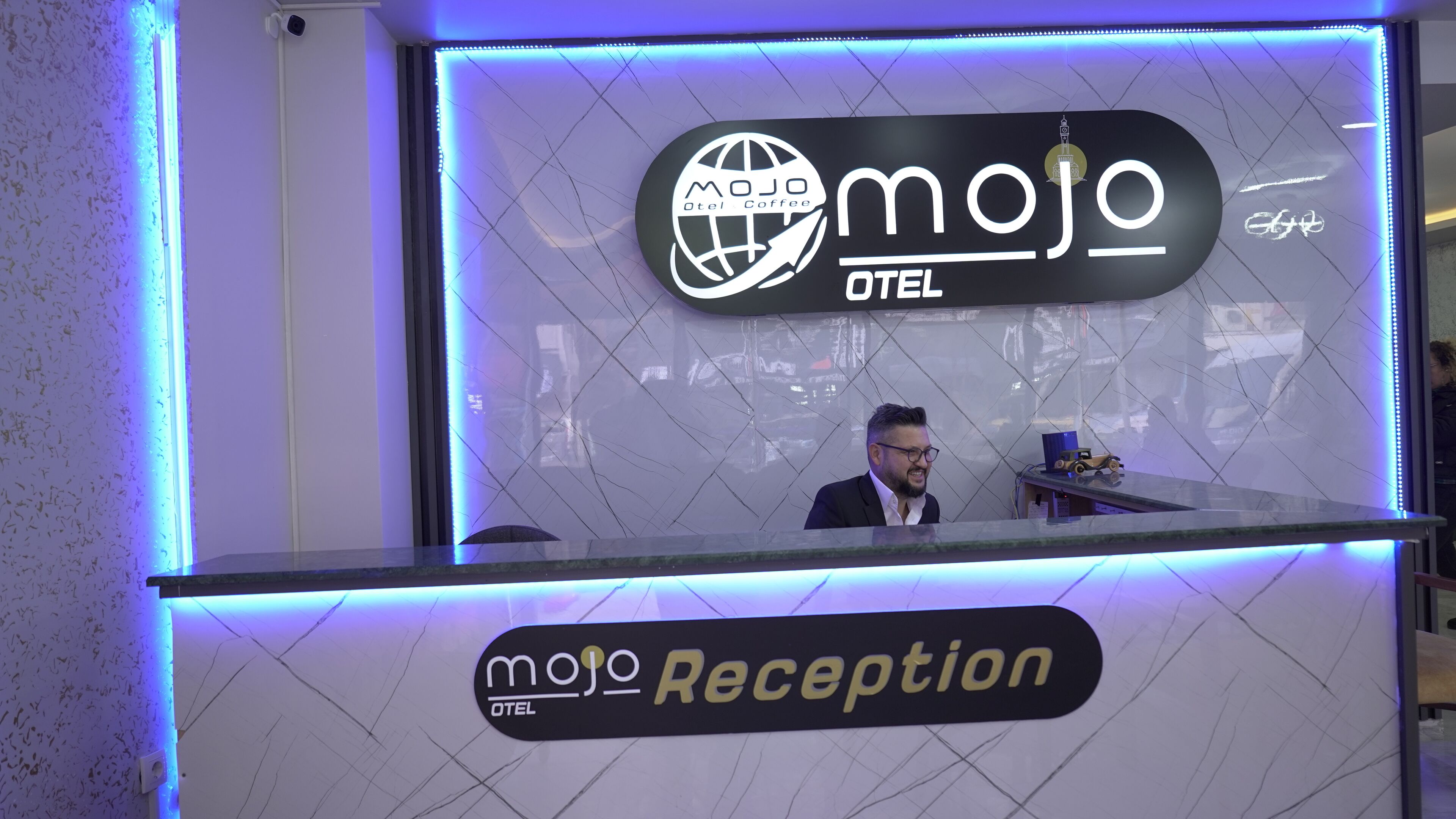 Mojo Otel Alsancak