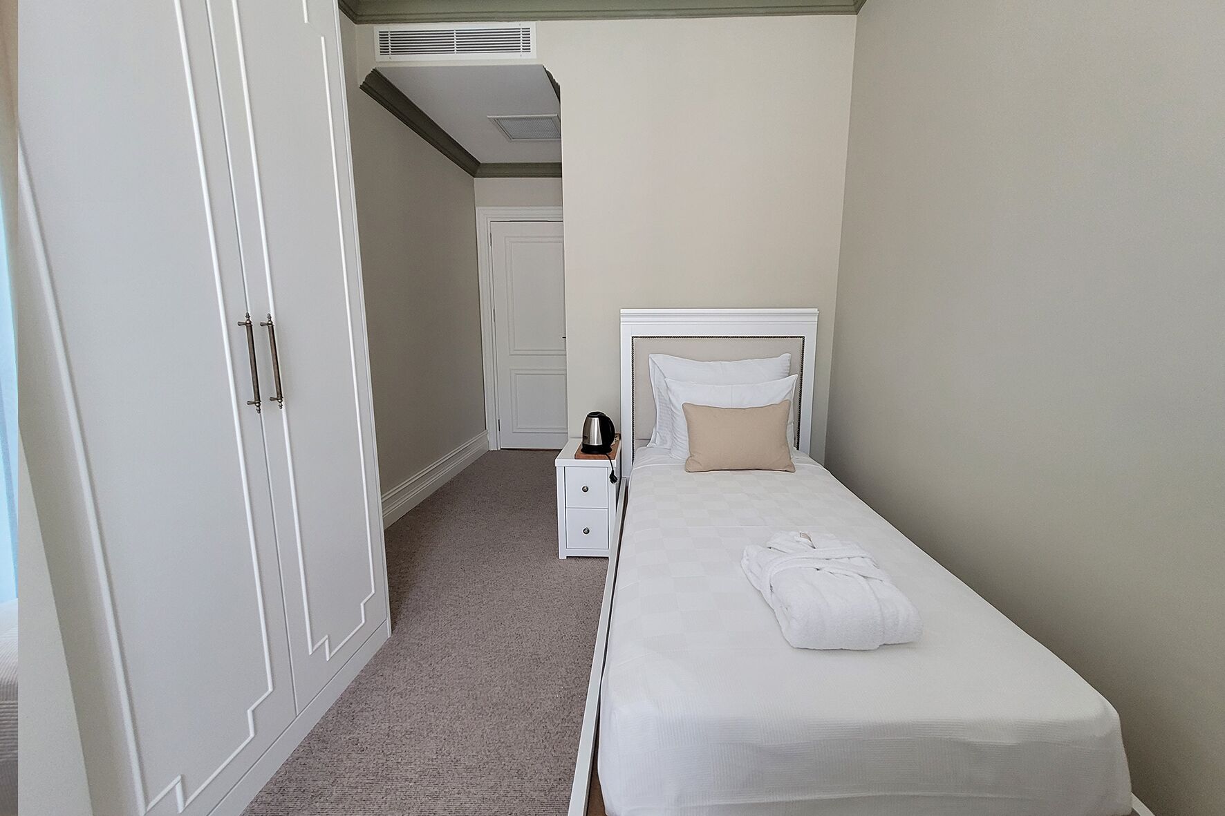 Mono Life Hotel