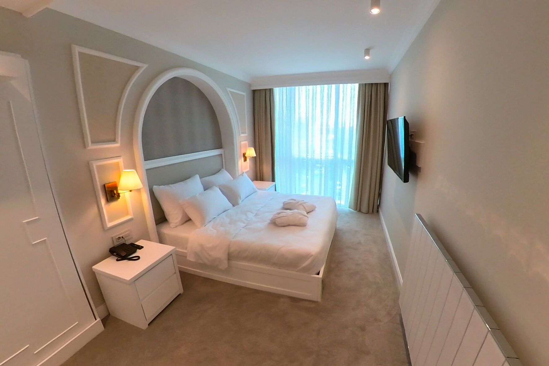 Mono Life Hotel