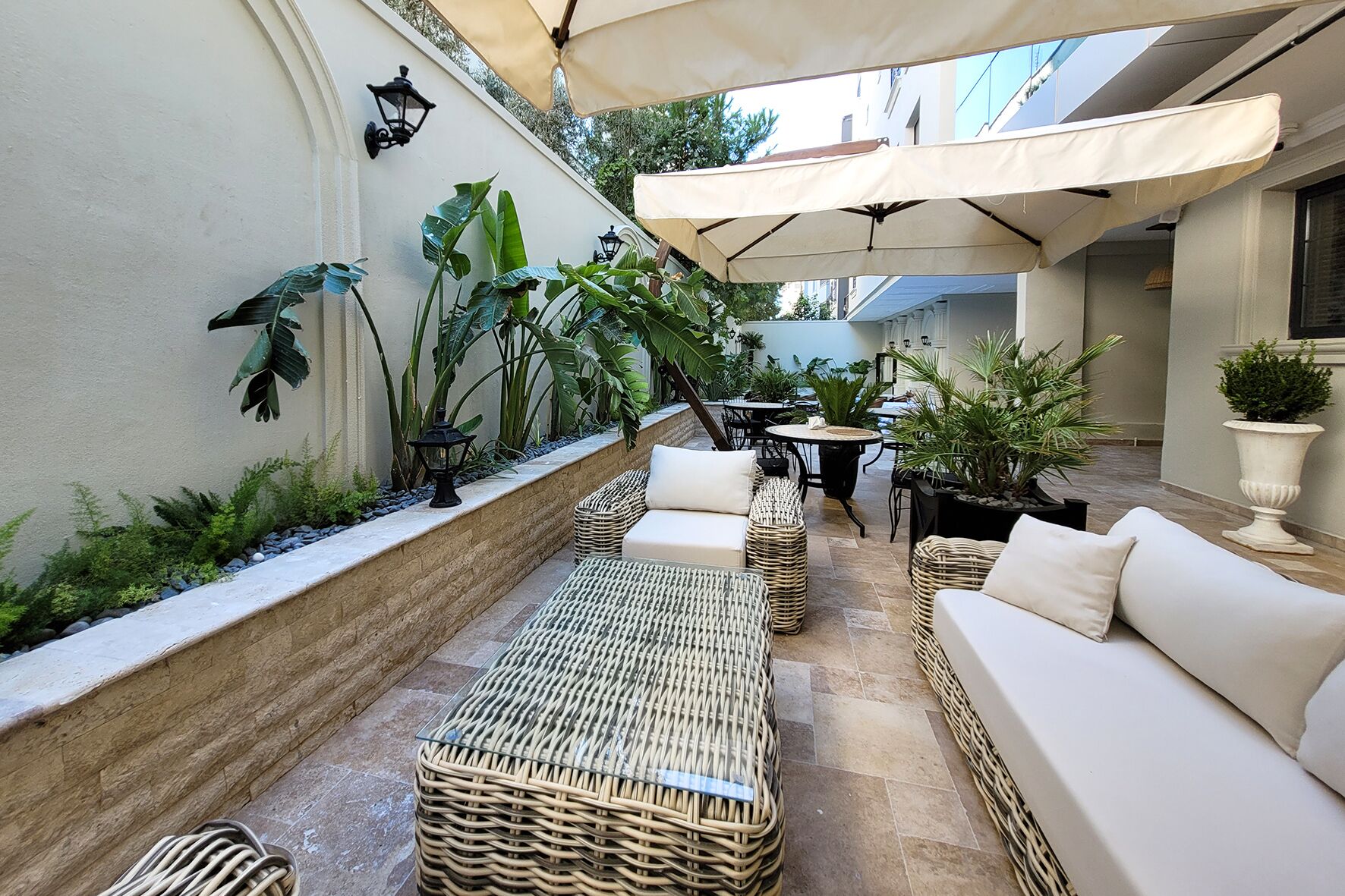 Mono Life Hotel