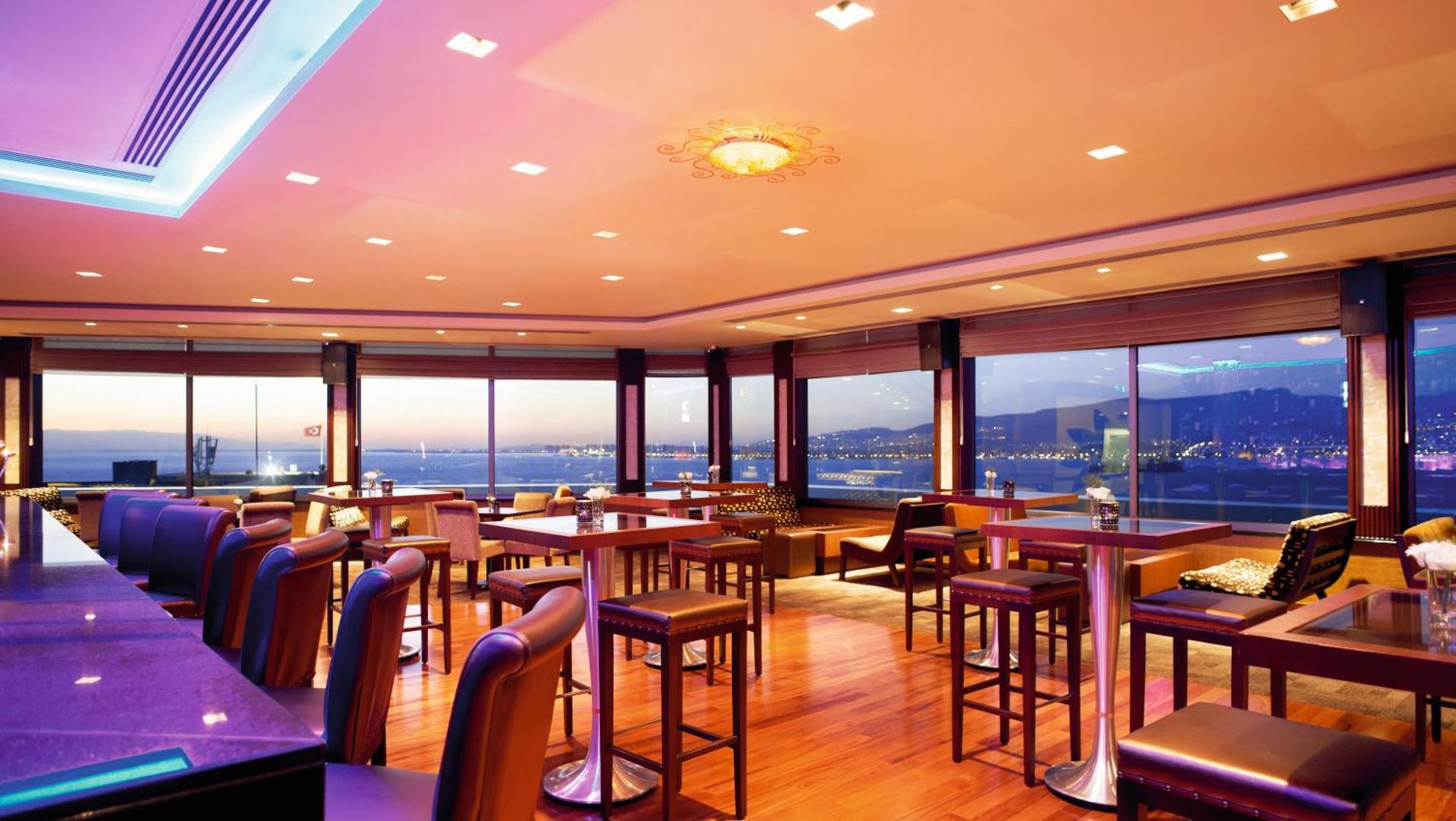 Mövenpick Hotel Izmir