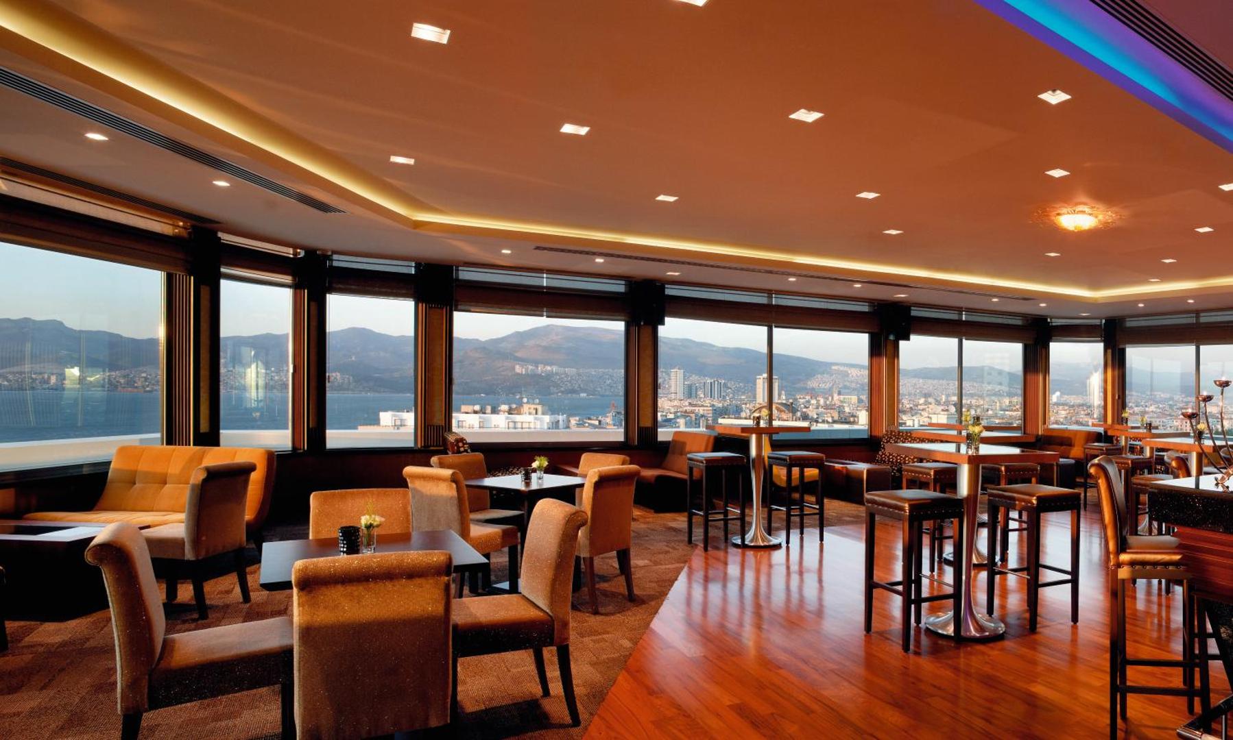 Mövenpick Hotel Izmir