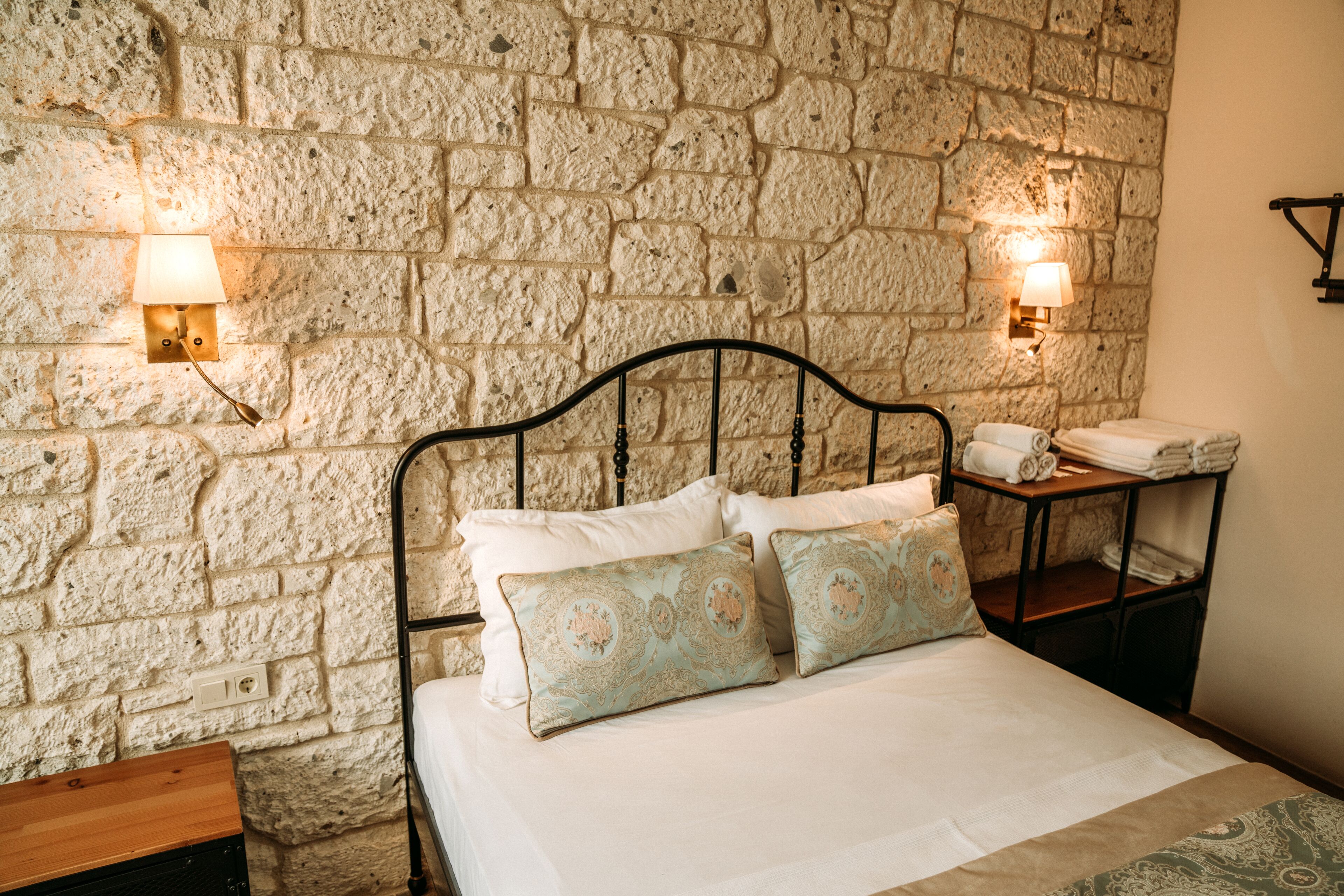 Nill's Stone House Otel