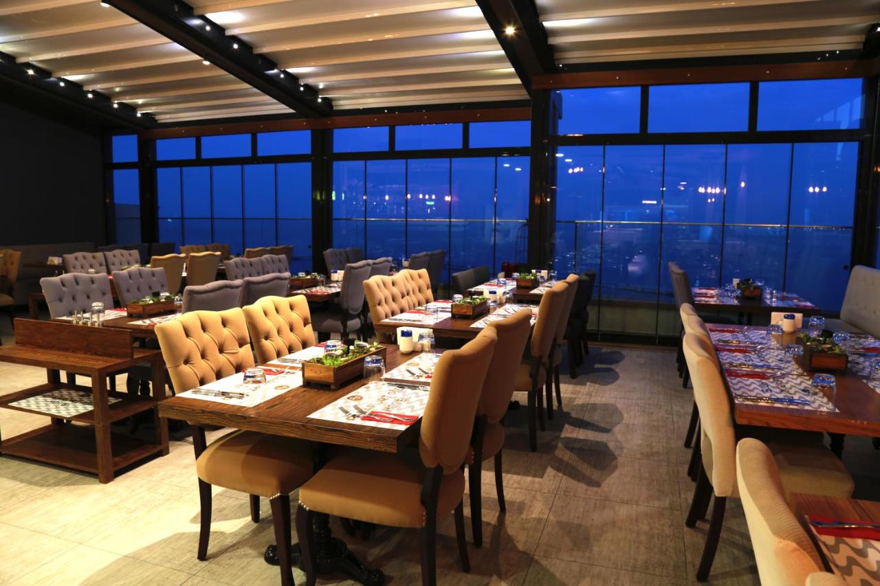 Pasaport Pier Hotel