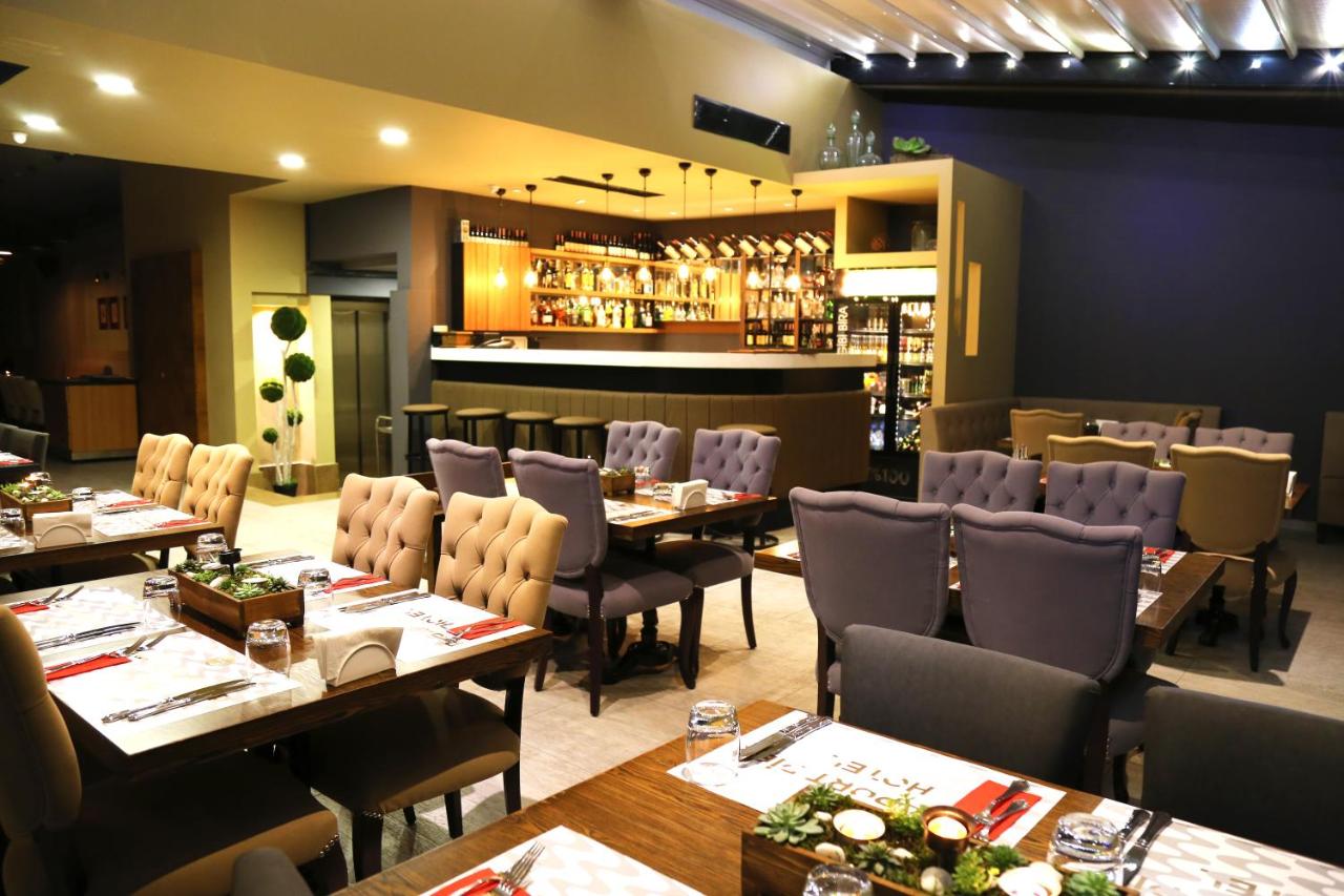 Pasaport Pier Hotel