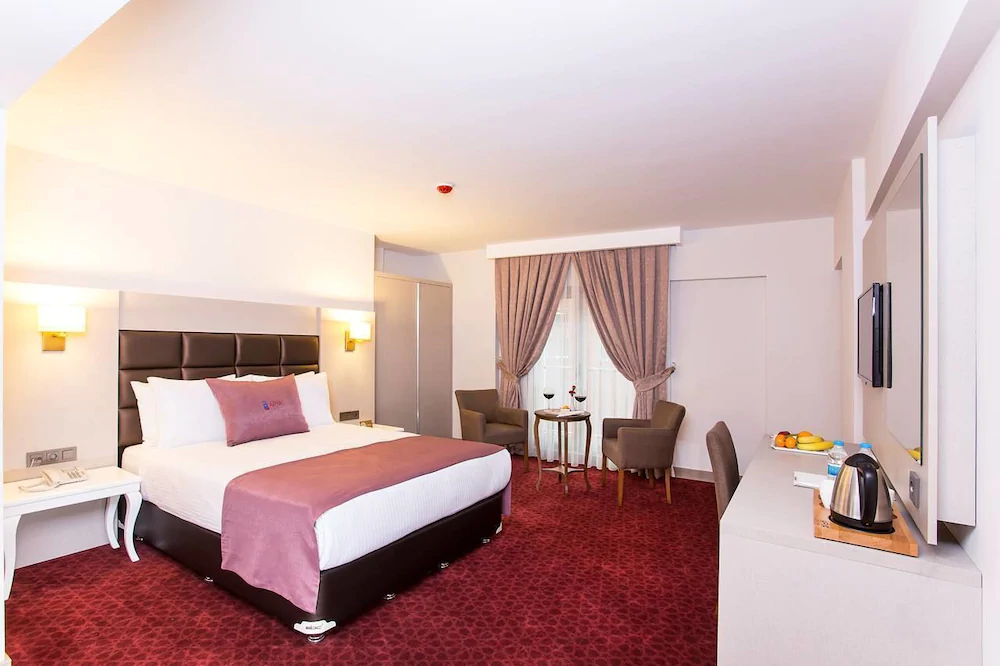 Perla Arya Hotel