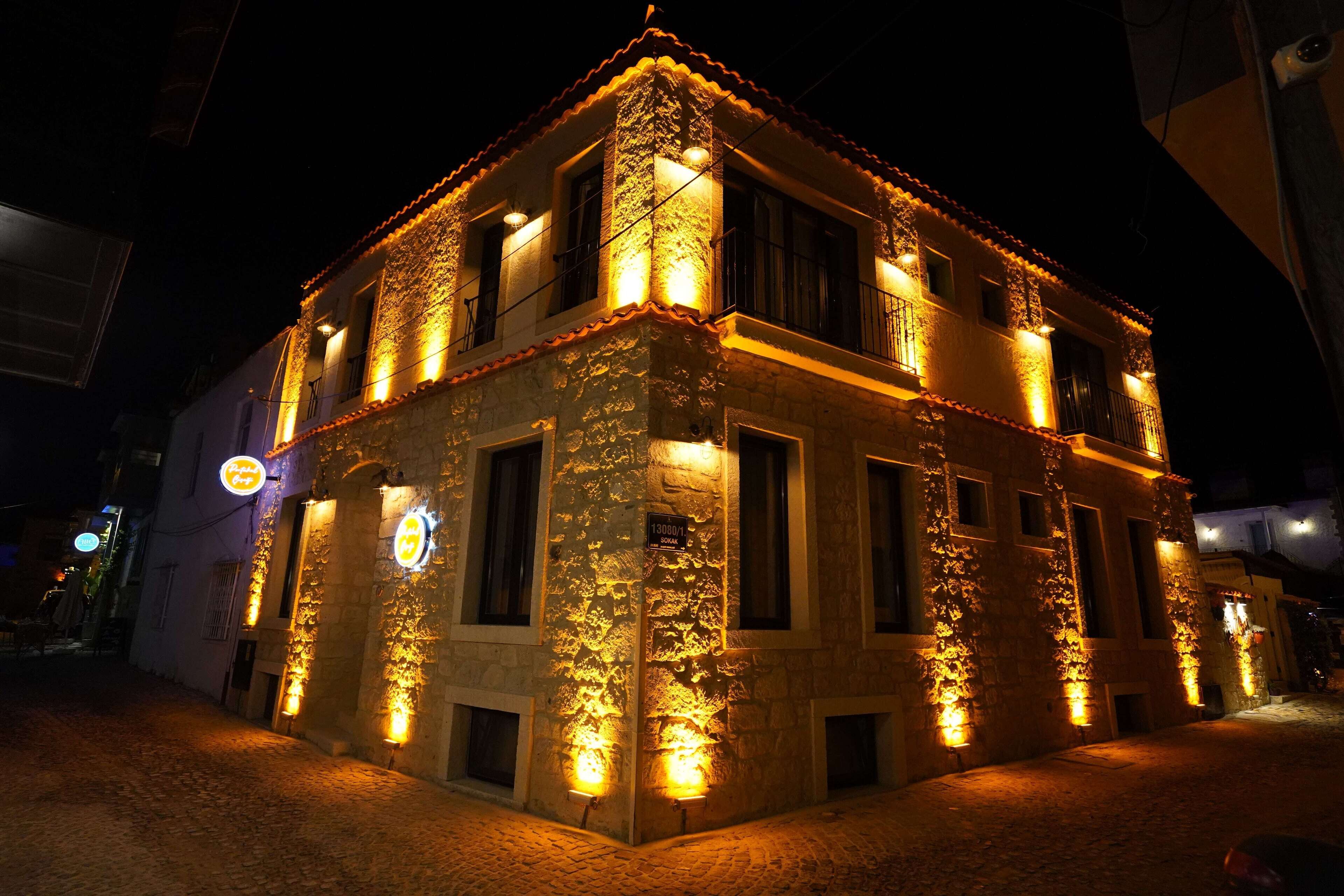 Portakal Cicegi Alacati