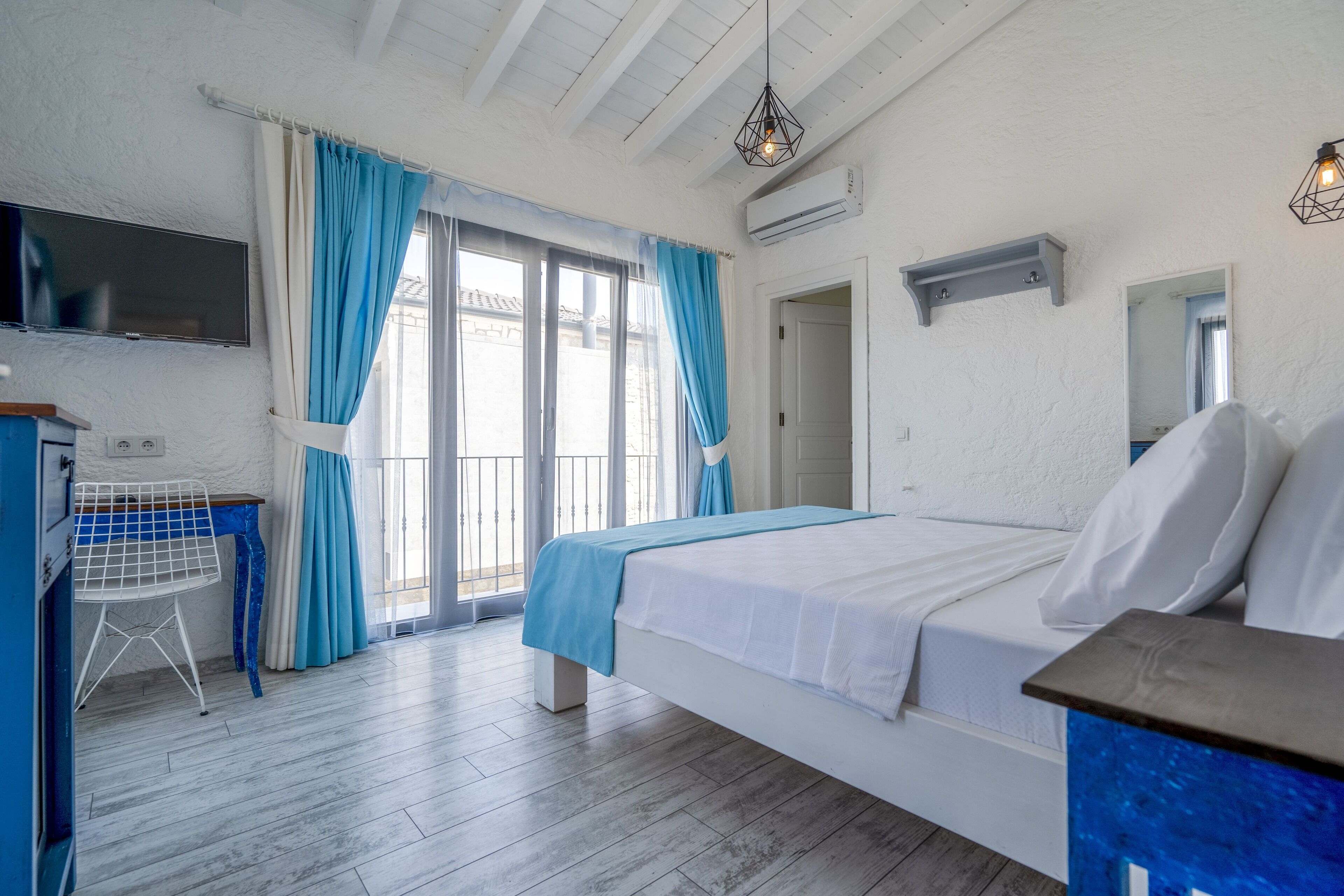 Portakal Cicegi Alacati