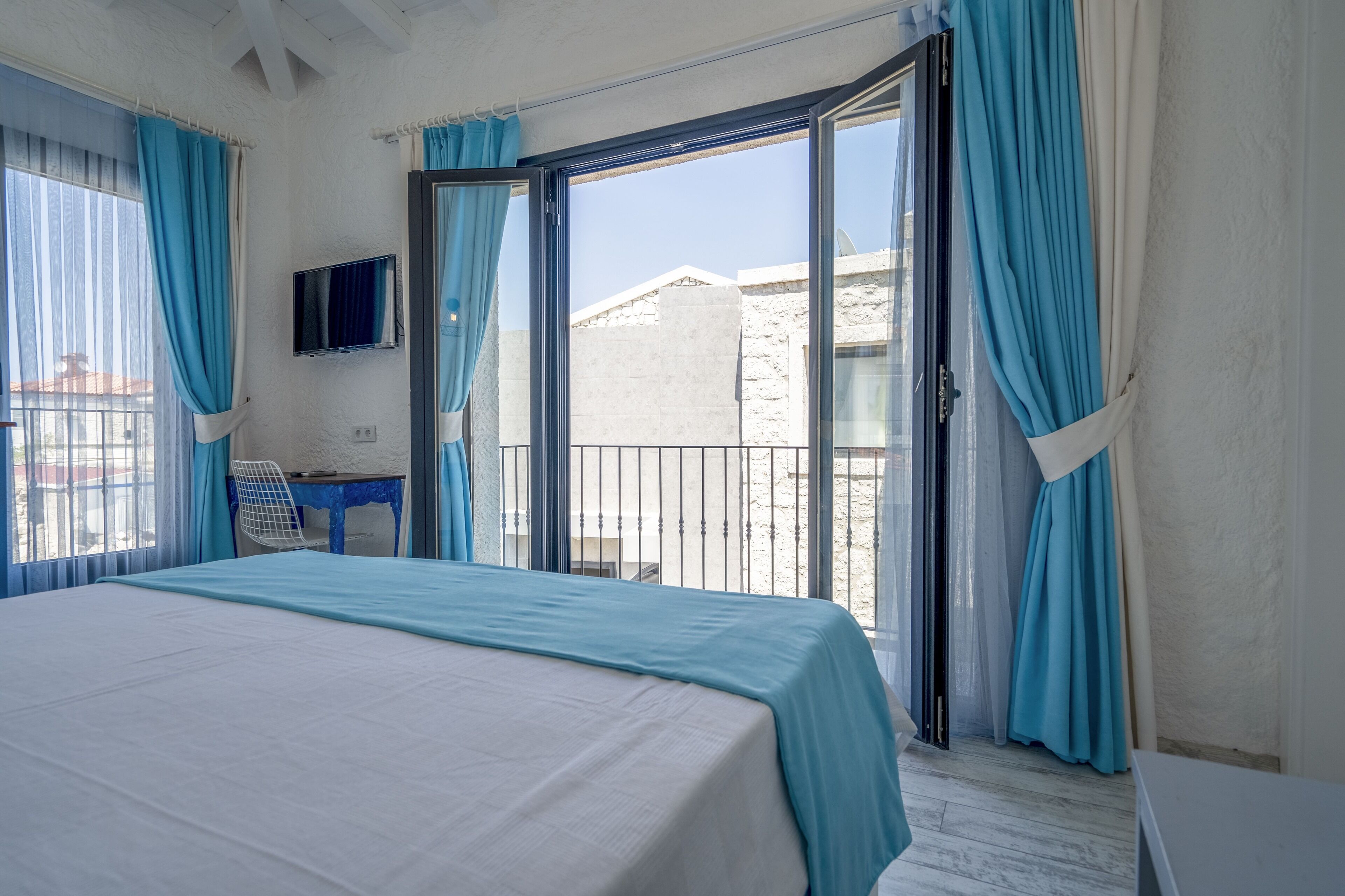 Portakal Cicegi Alacati