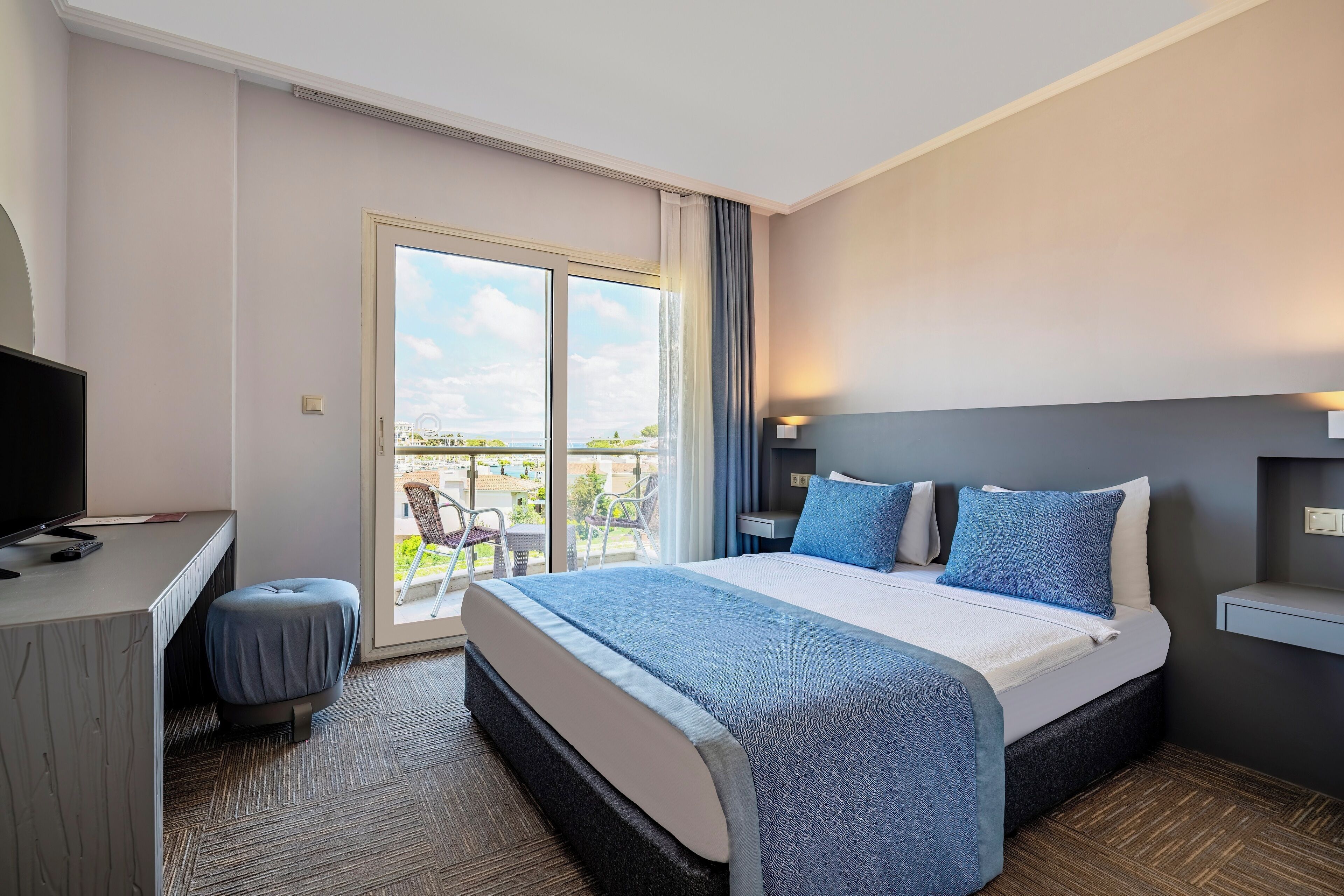 Sisus Marina Hotel