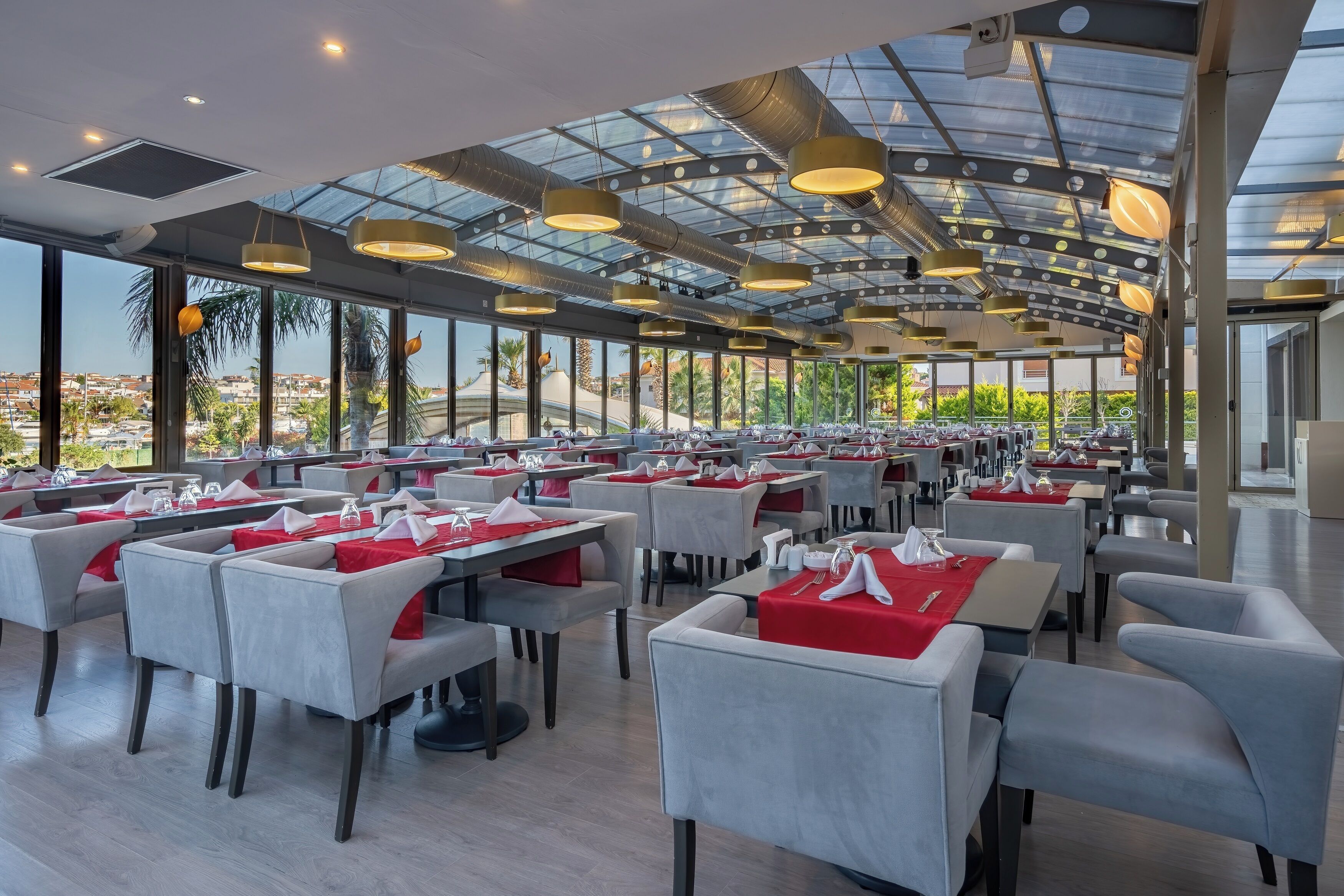 Sisus Marina Hotel